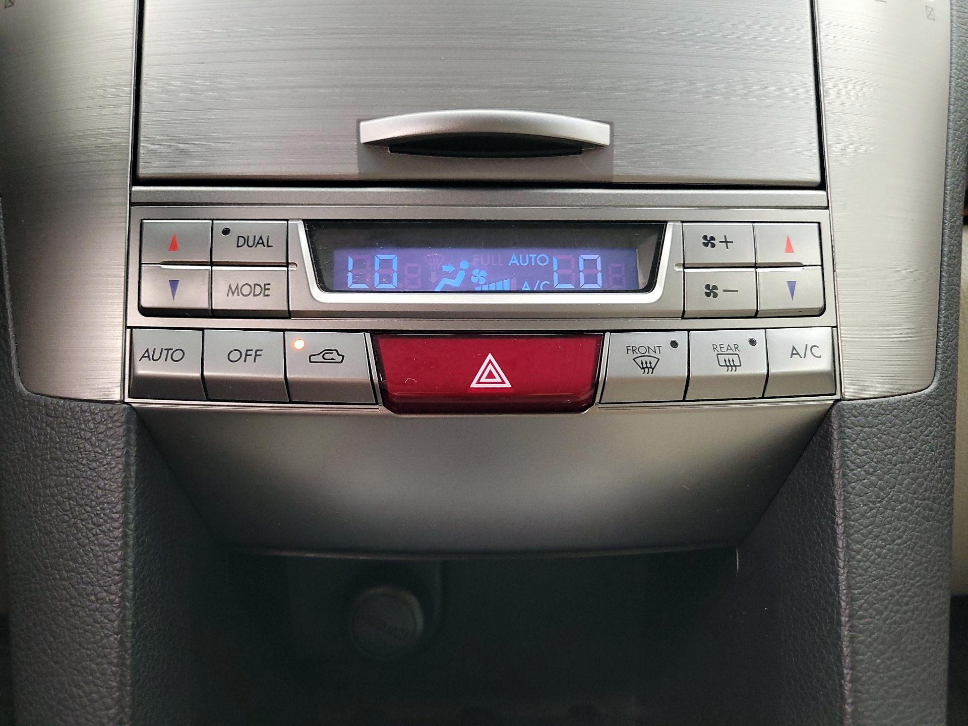 Thumbnail: 2014 Subaru Outback - 16