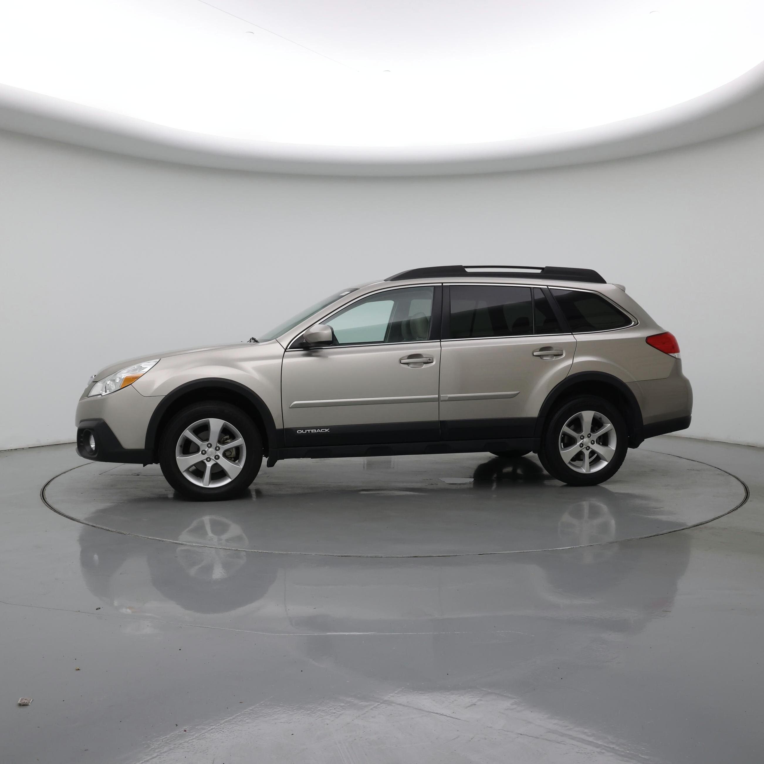 Thumbnail: 2014 Subaru Outback - 3