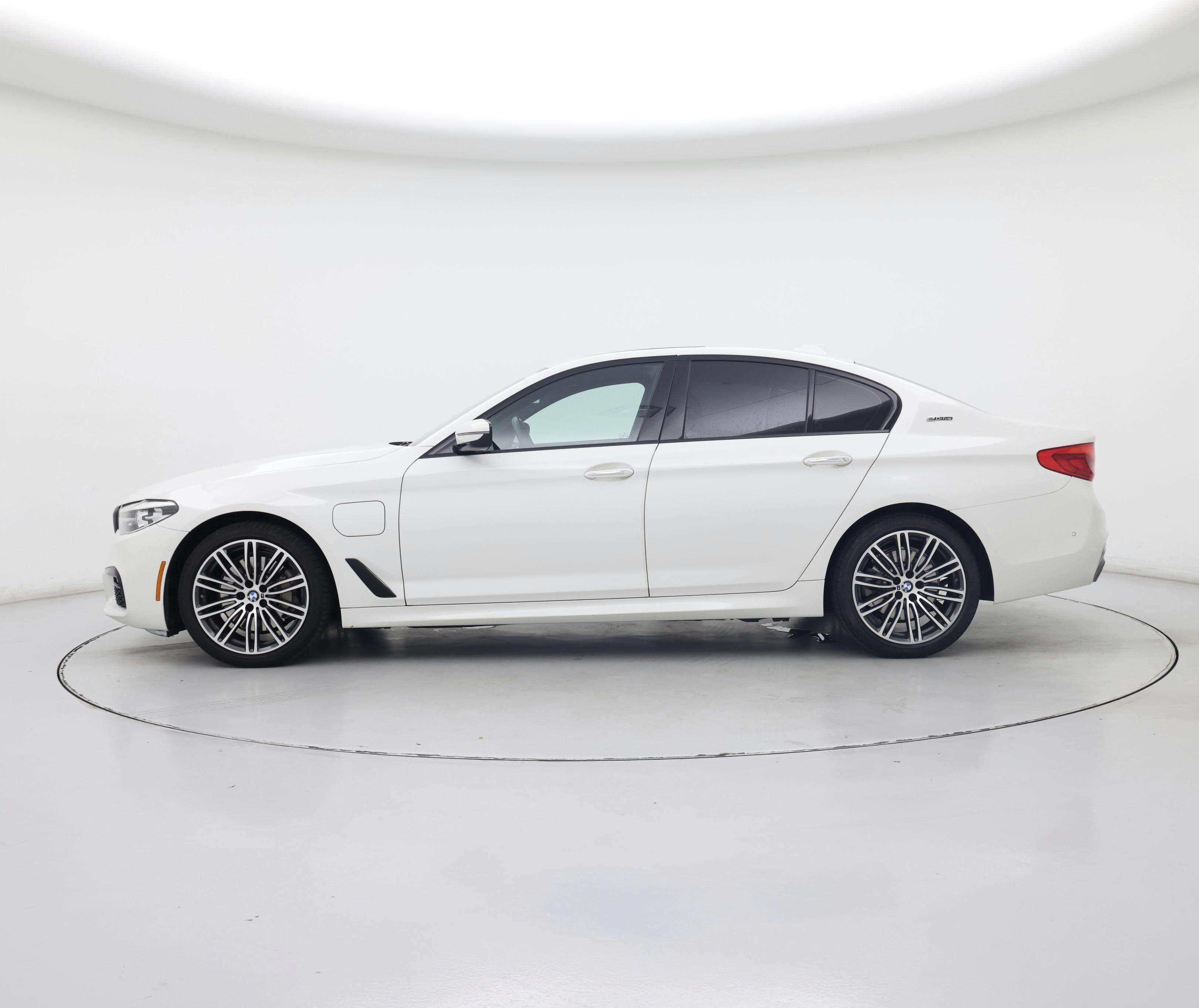 Thumbnail: 2018 BMW 5 Series - 3