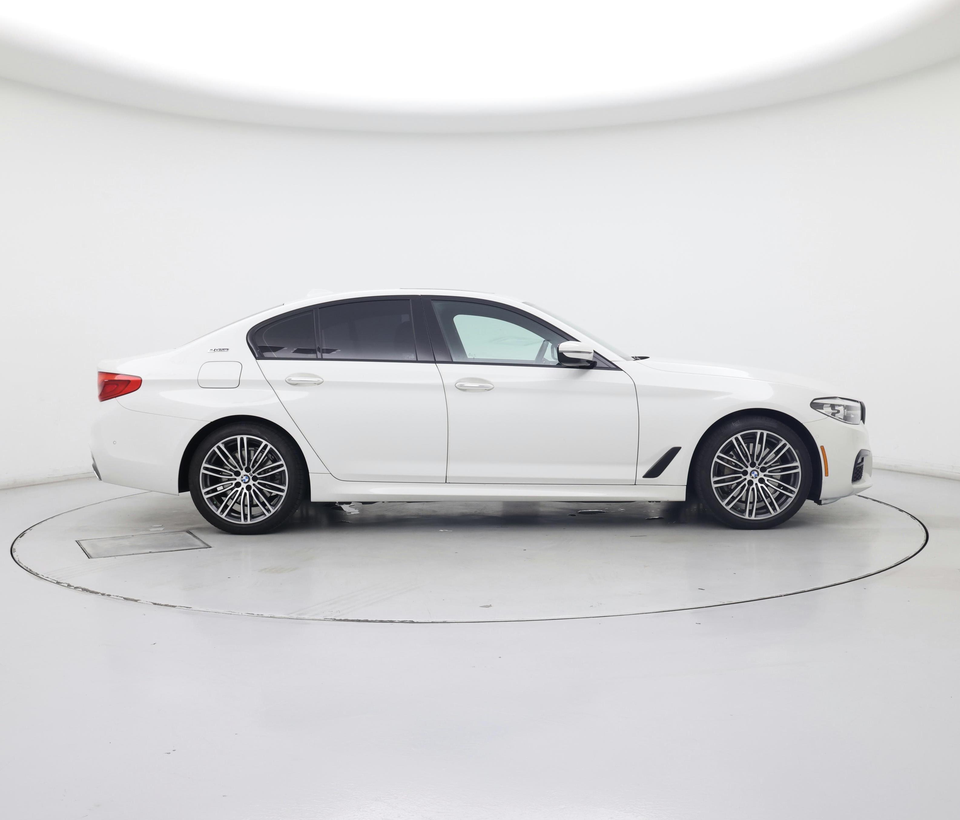 Thumbnail: 2018 BMW 5 Series - 7