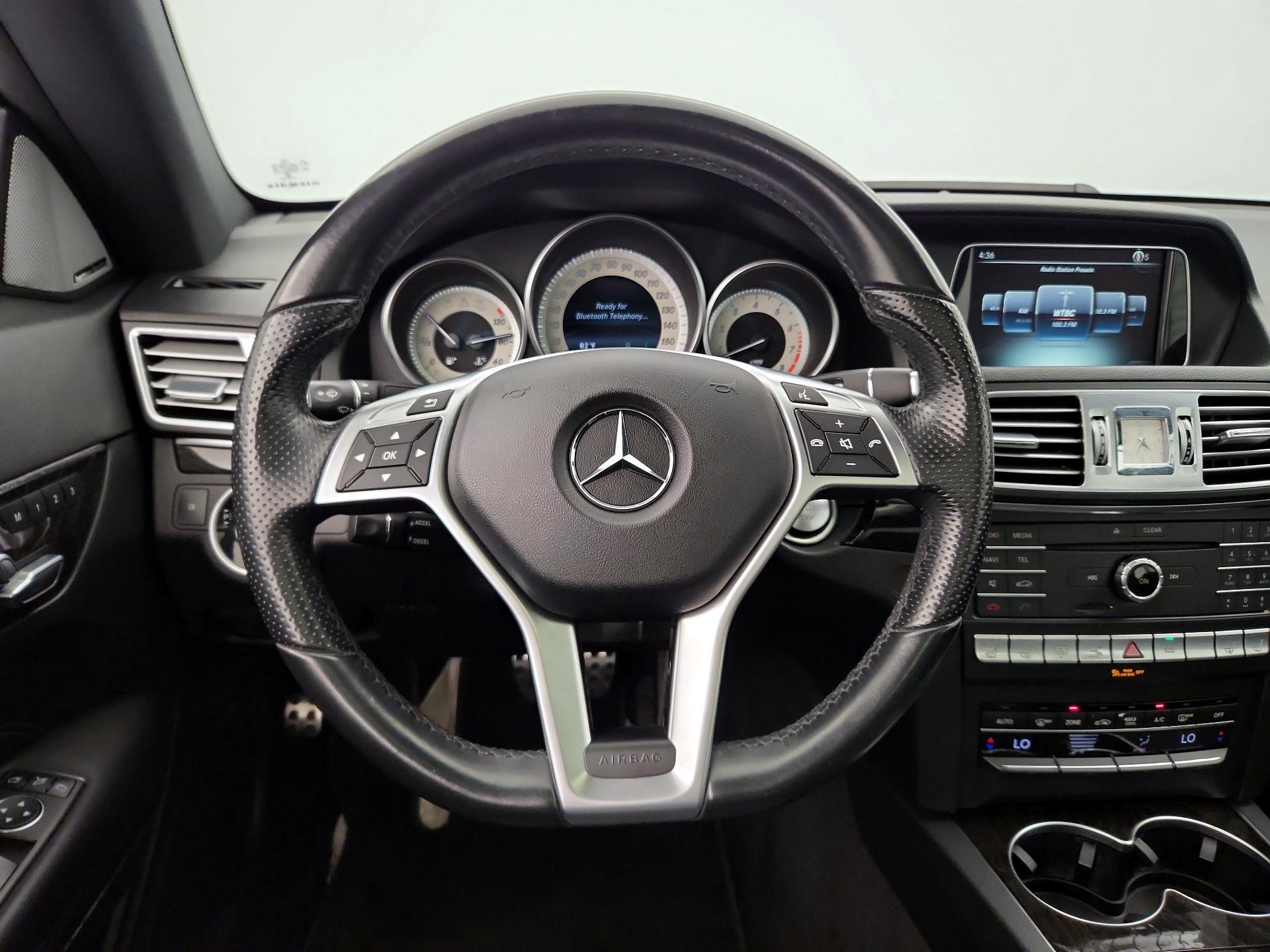 Thumbnail: 2016 Mercedes-Benz E-Class - 10