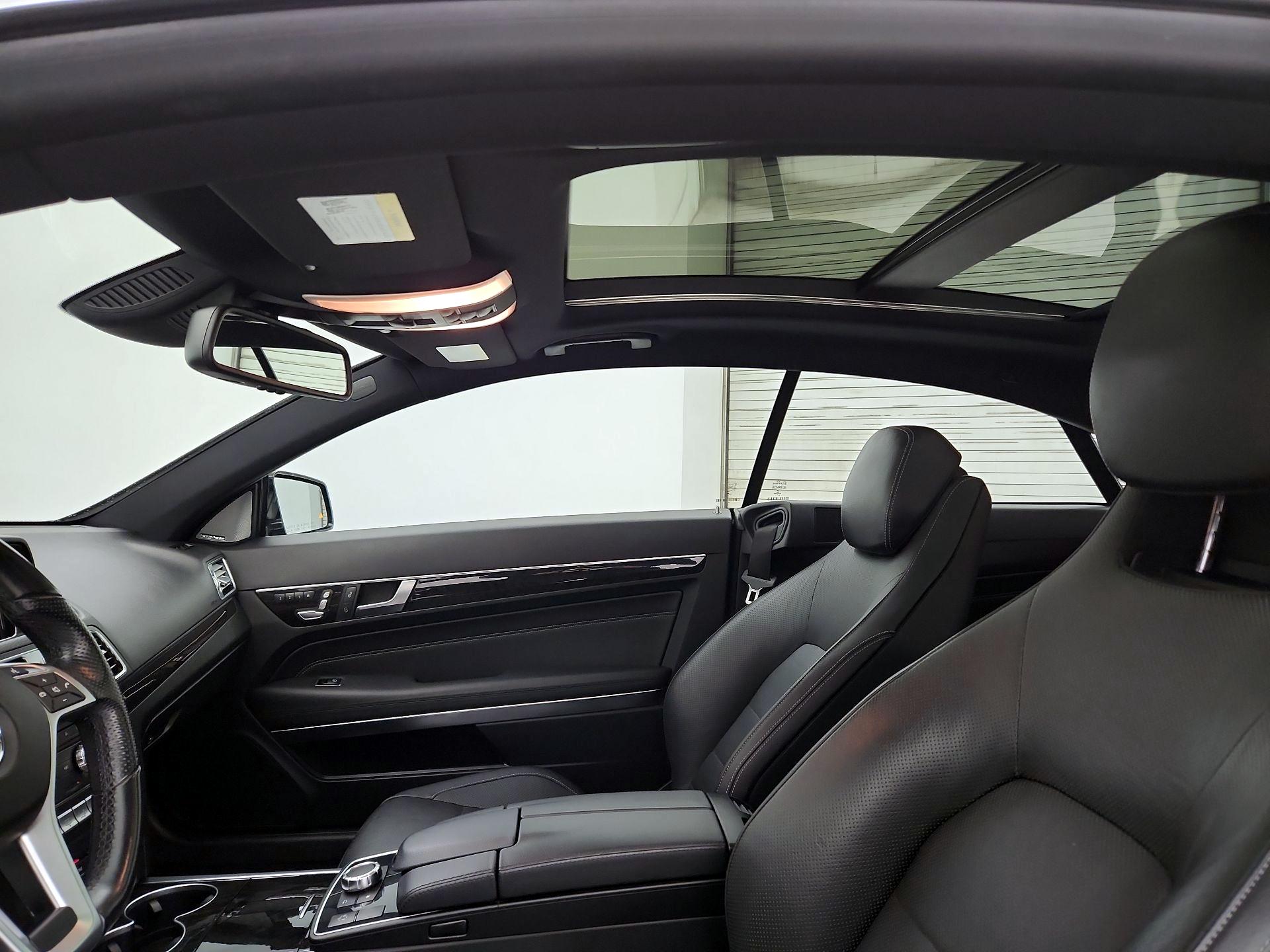 Thumbnail: 2016 Mercedes-Benz E-Class - 19