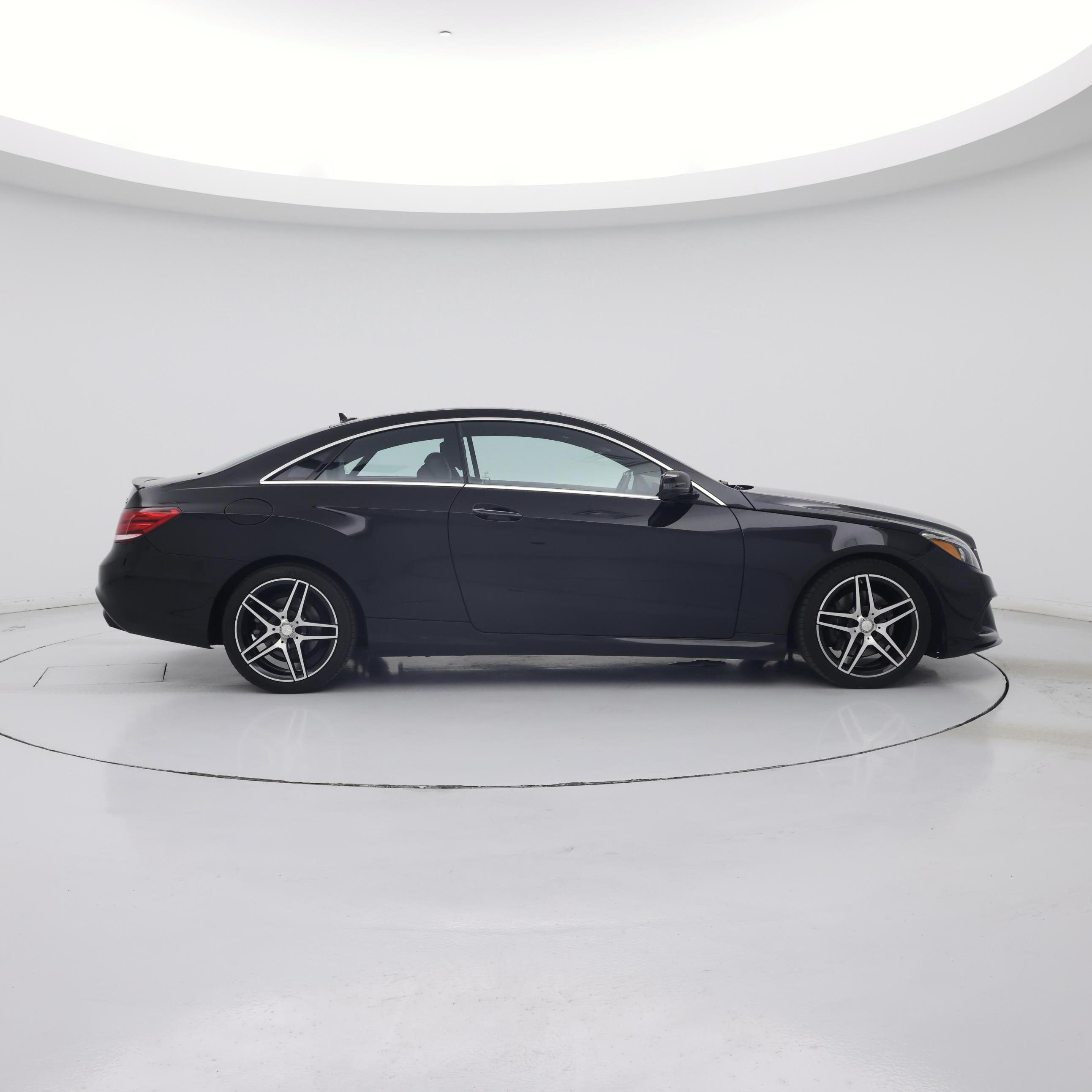 Thumbnail: 2016 Mercedes-Benz E-Class - 7