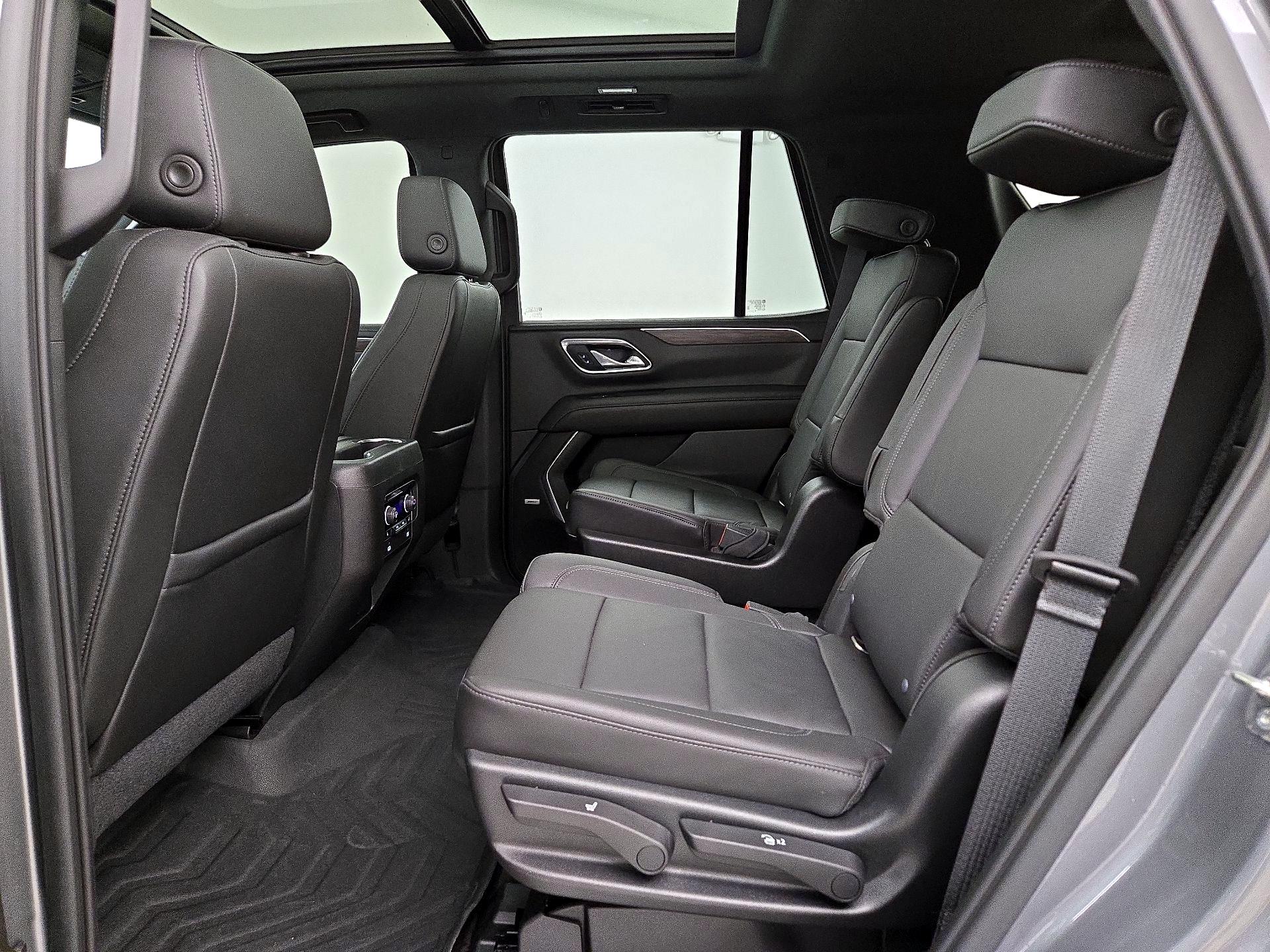 Thumbnail: 2021 Chevrolet Tahoe - 20