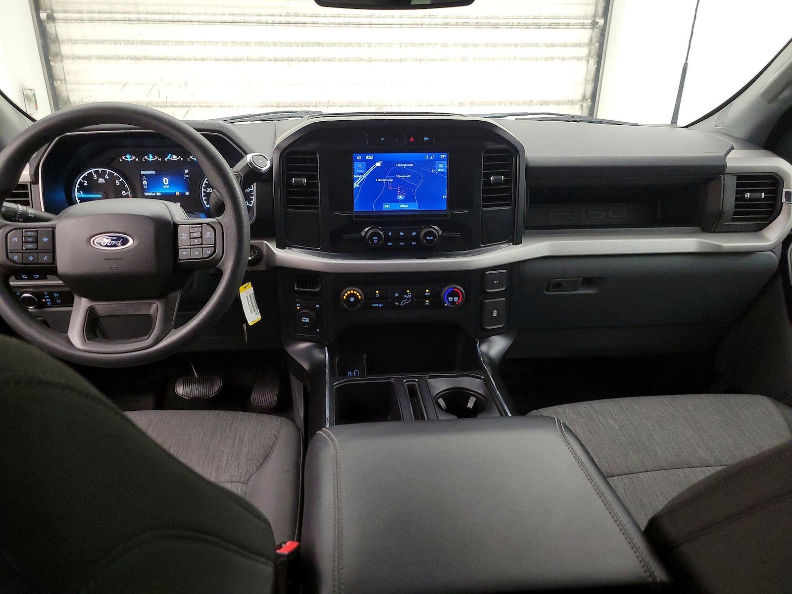 Photo 10