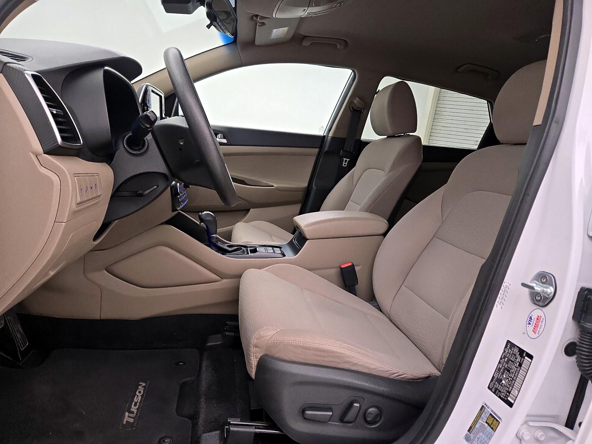 Thumbnail: 2019 Hyundai Tucson - 11