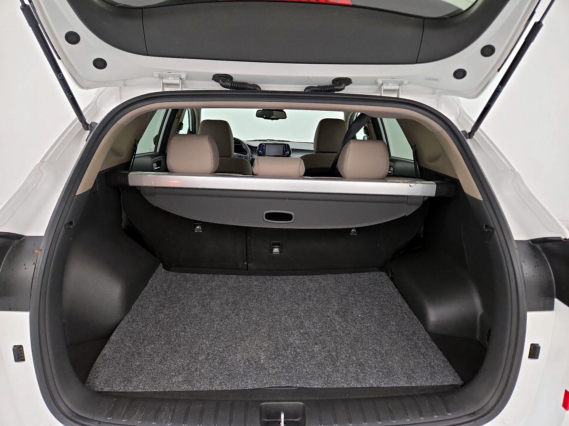 Thumbnail: 2019 Hyundai Tucson - 20