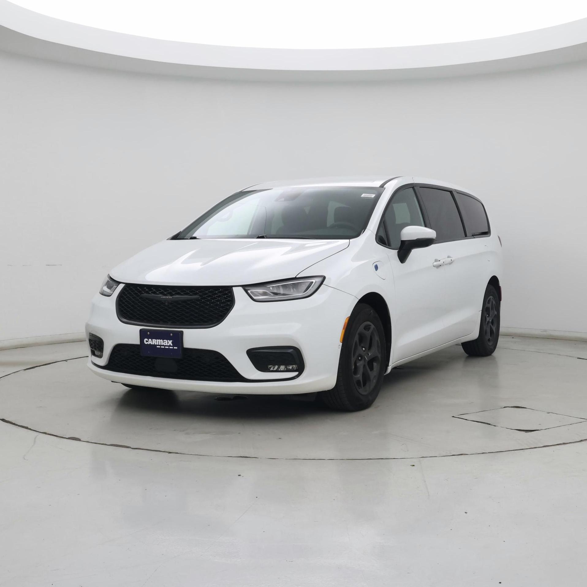 Thumbnail: 2023 Chrysler Pacifica - 5