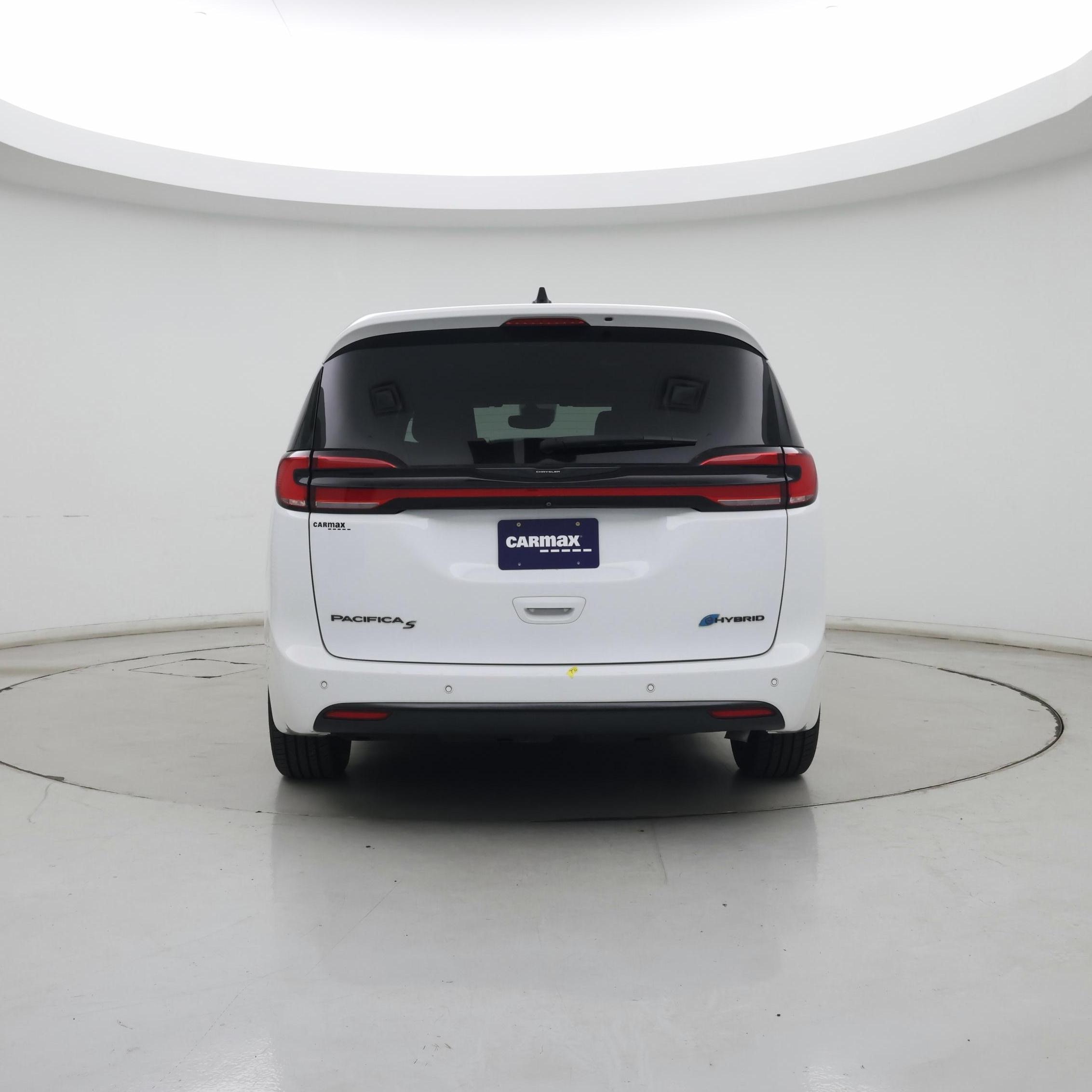 Thumbnail: 2023 Chrysler Pacifica - 6