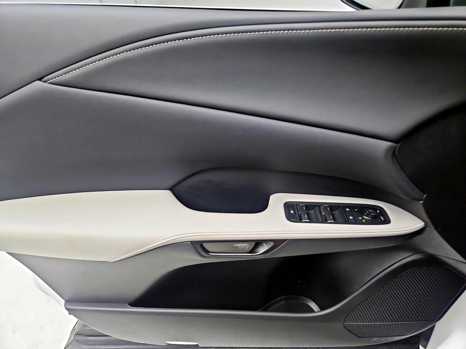 2023 Lexus RX 350 - Photo 13