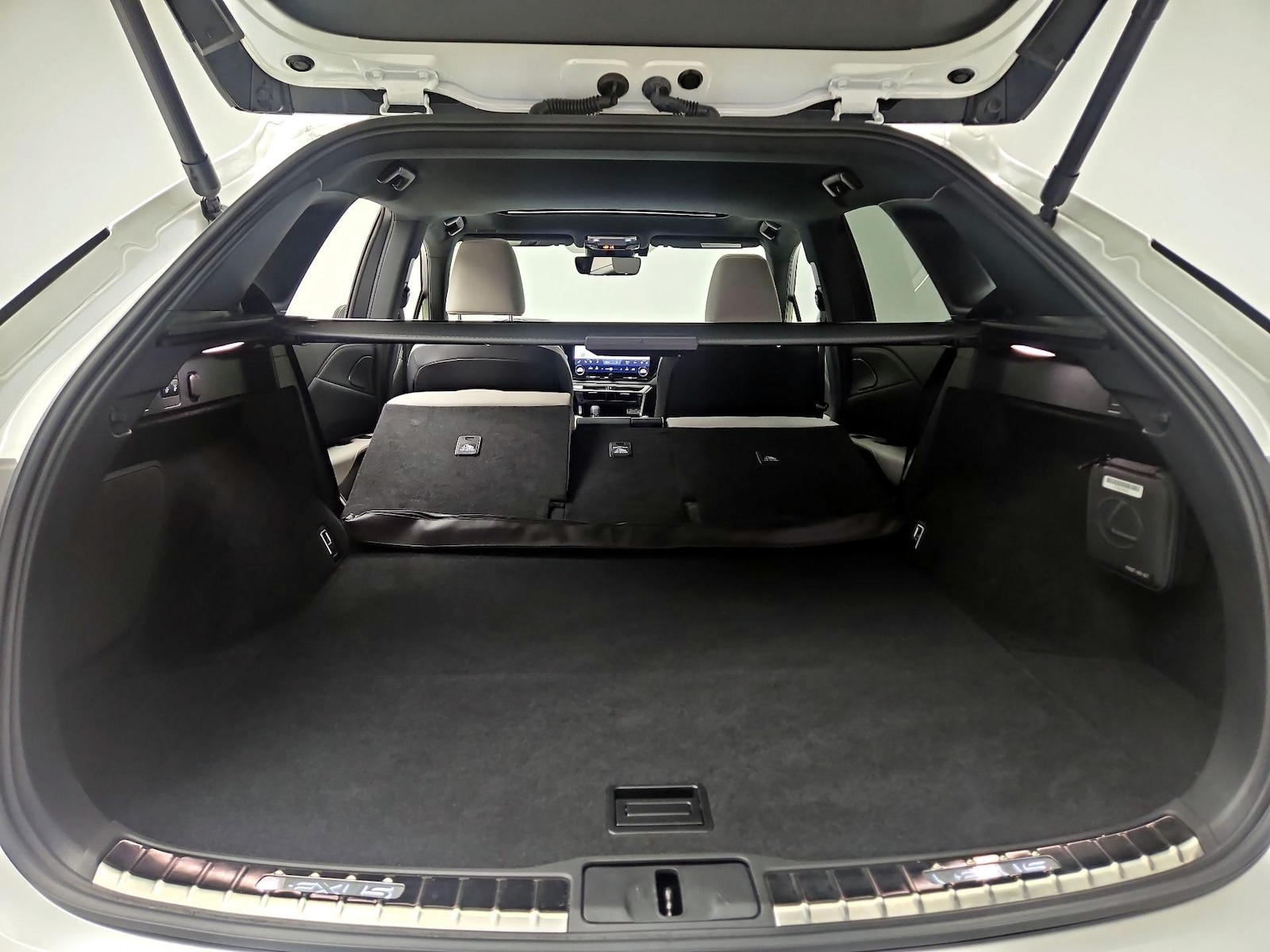 2023 Lexus RX 350 - Photo 23