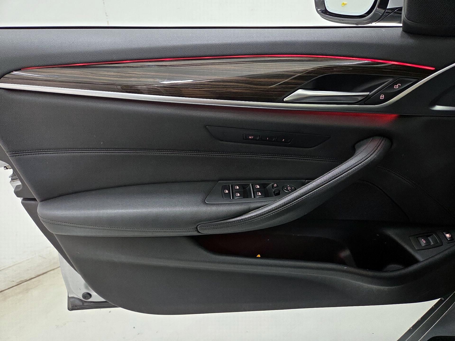 Thumbnail: 2019 BMW 5 Series - 12