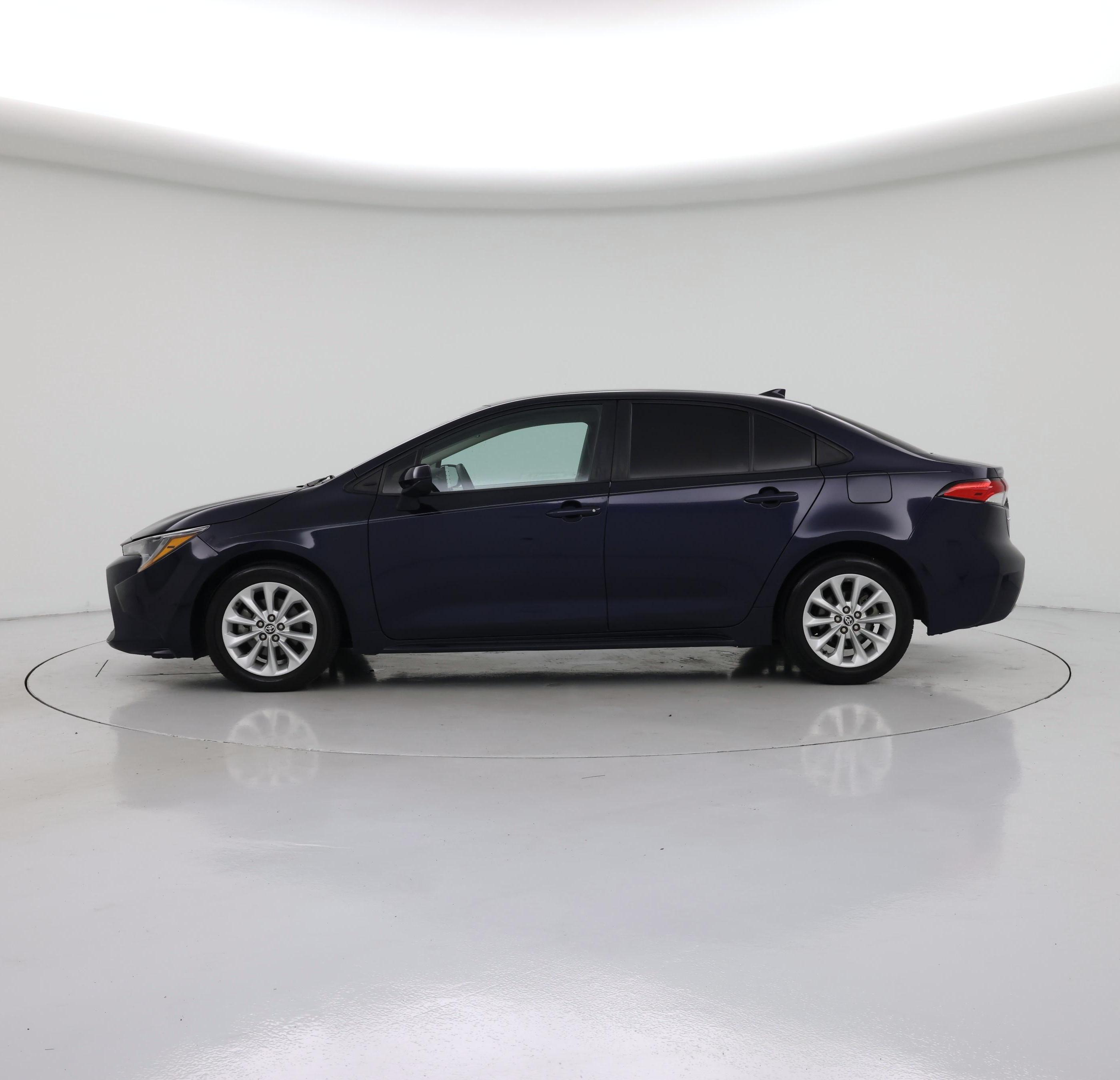 Thumbnail: 2022 Toyota Corolla - 3
