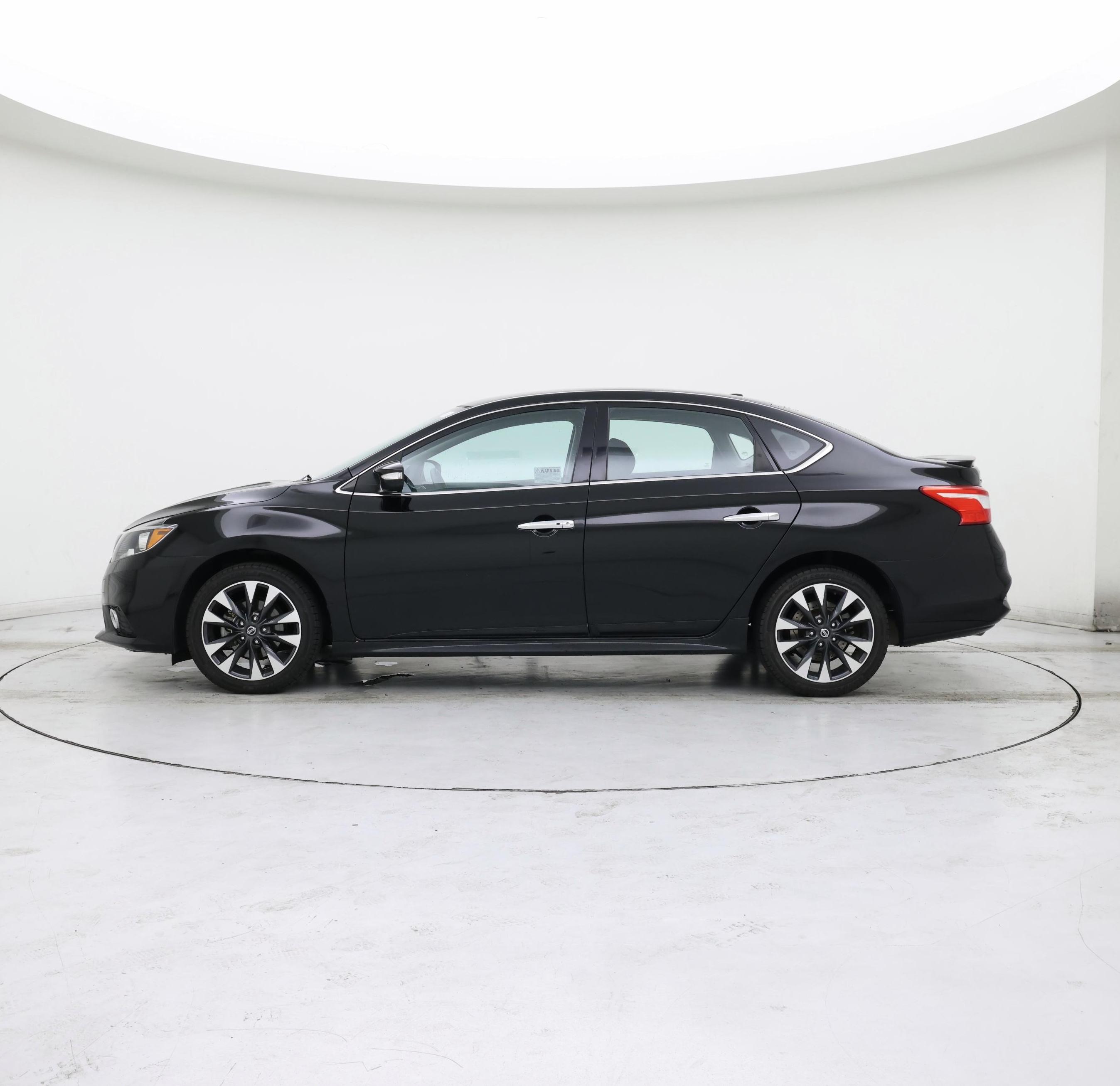 Thumbnail: 2019 Nissan Sentra - 3
