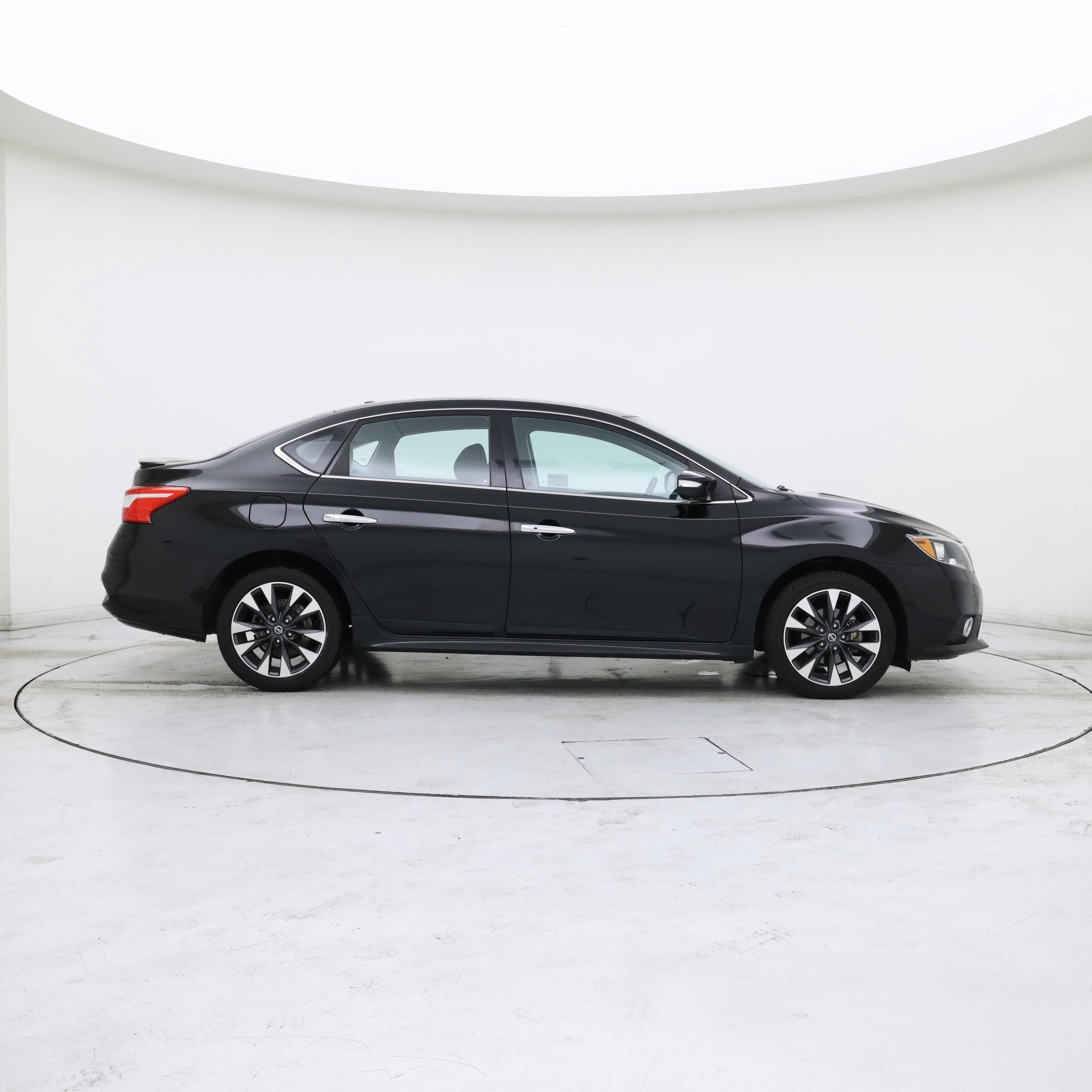 Thumbnail: 2019 Nissan Sentra - 7