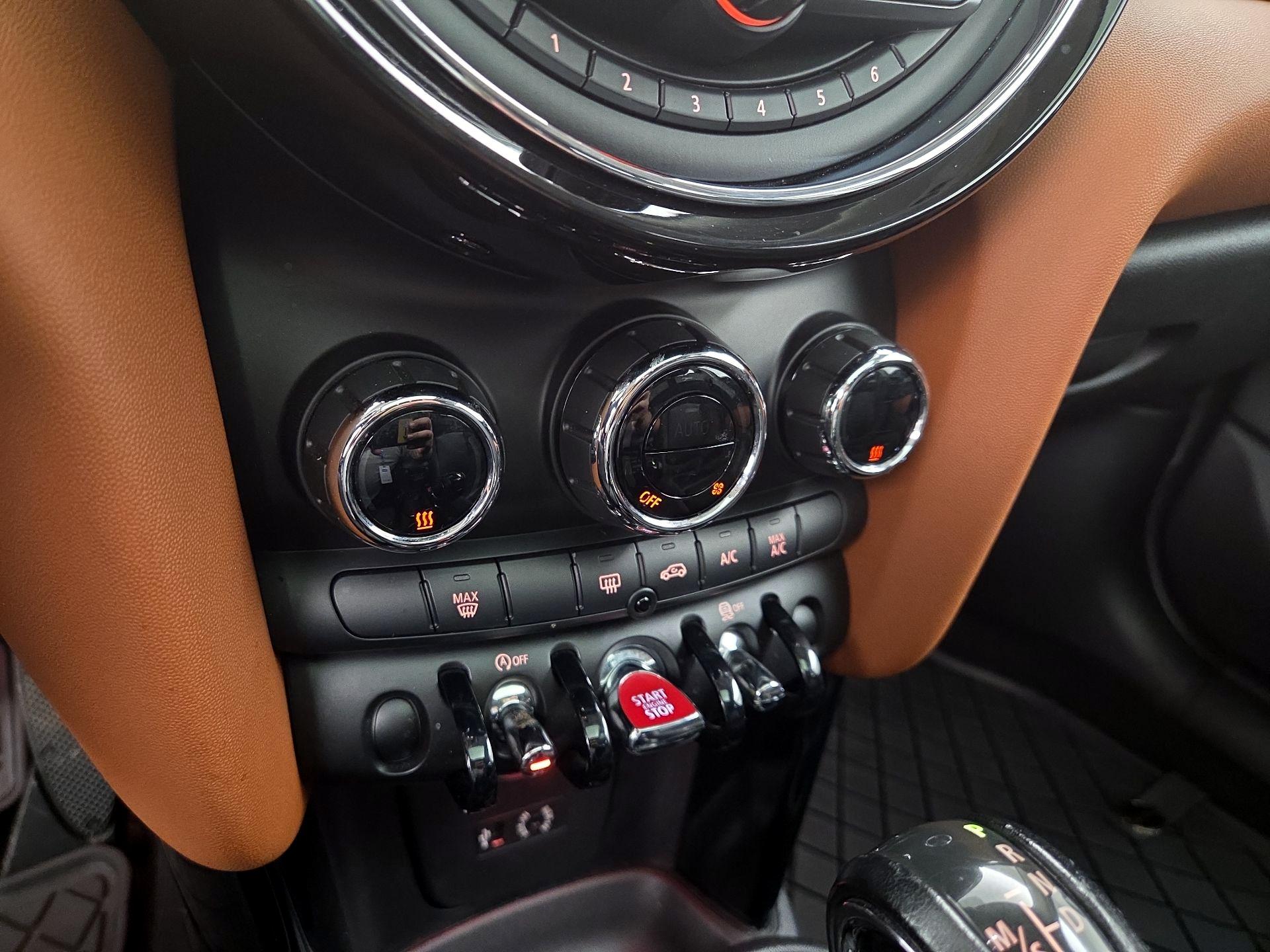 Thumbnail: 2017 MINI Cooper Hardtop - 17