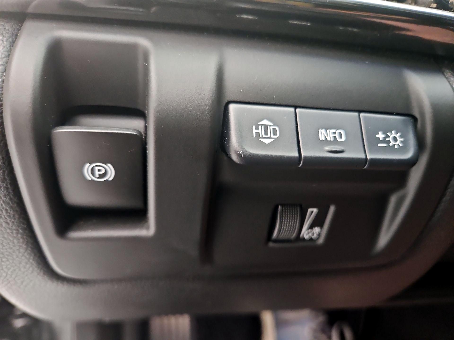 Thumbnail: 2015 Cadillac CTS - 13