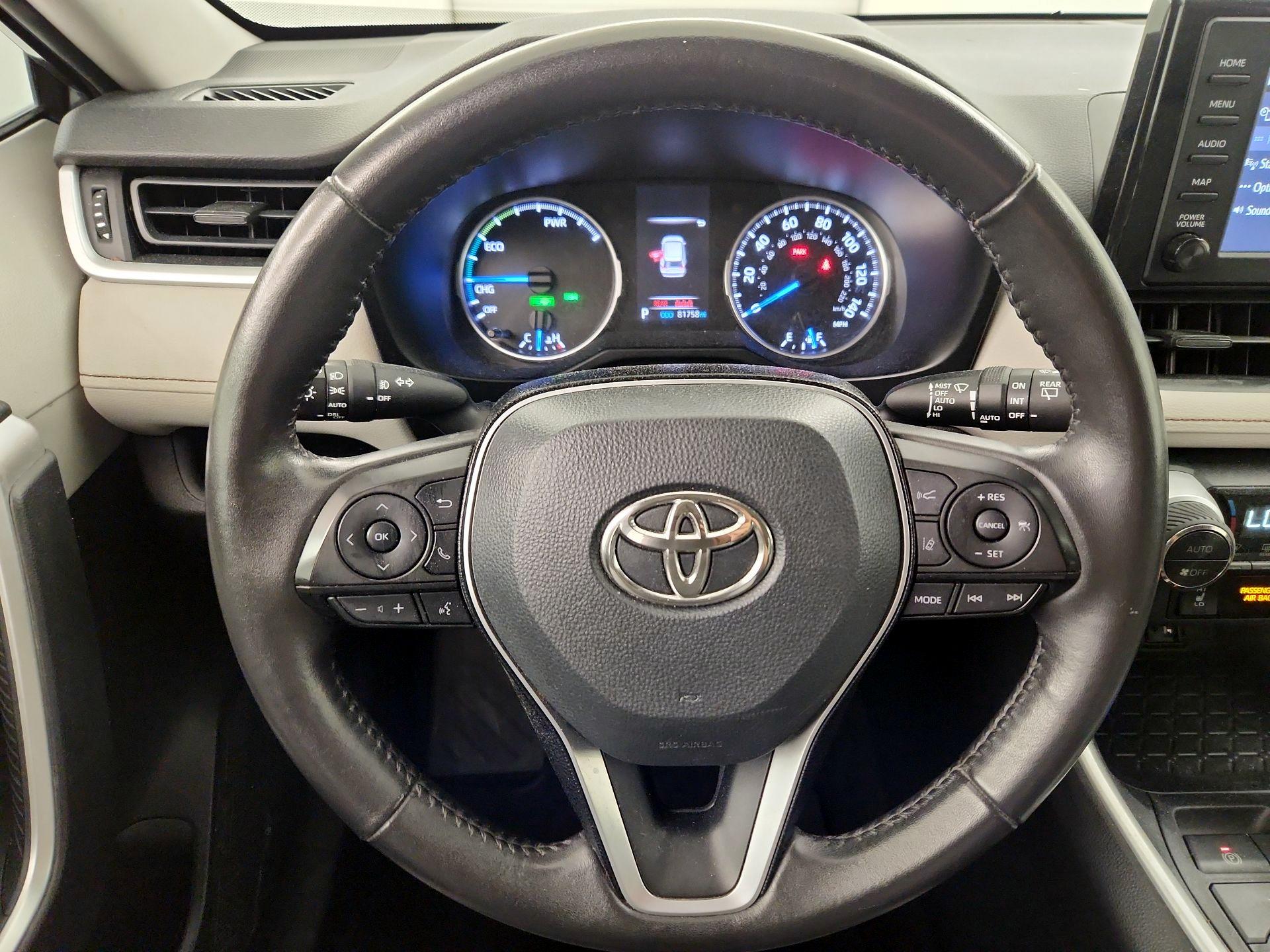 Thumbnail: 2019 Toyota RAV4 - 10
