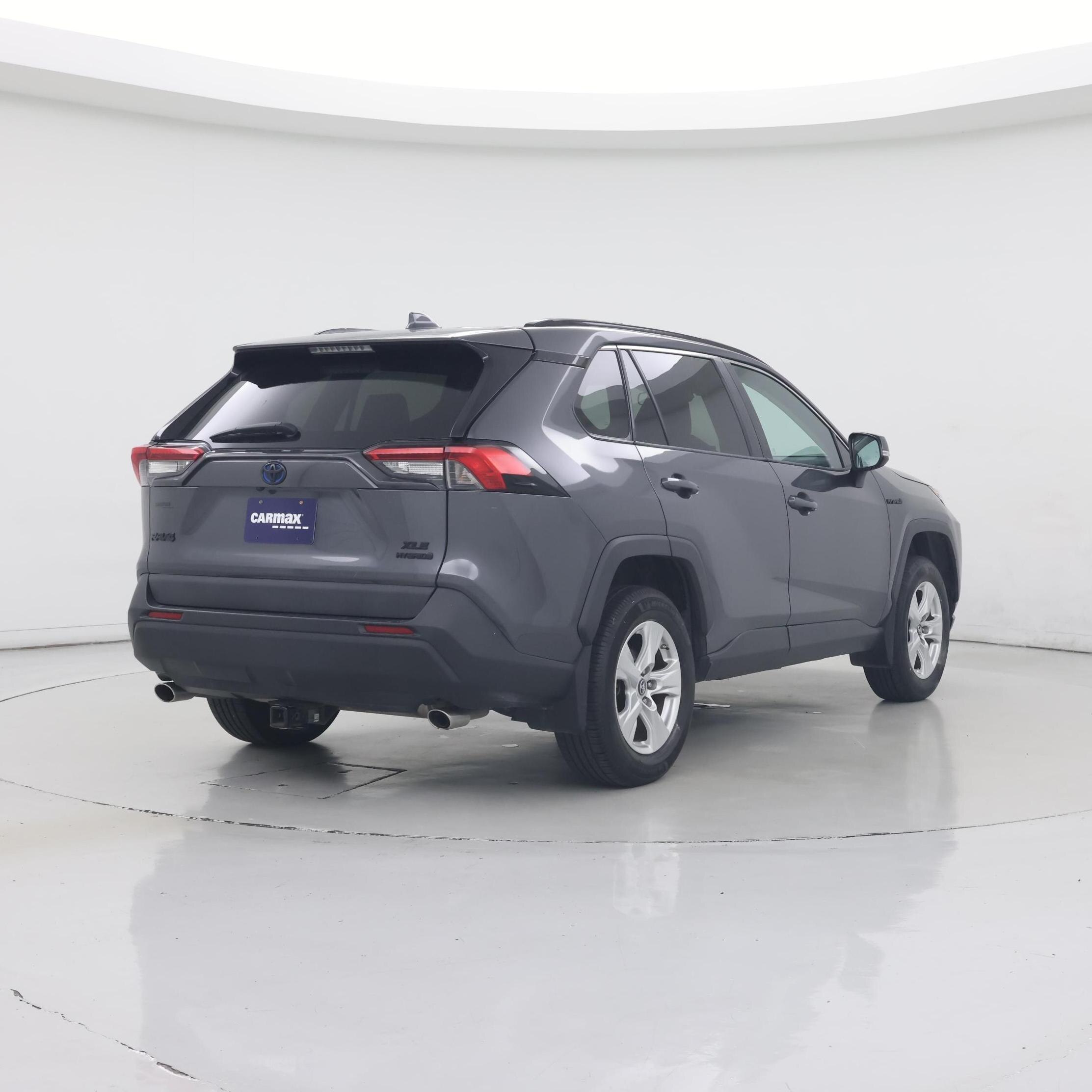 Thumbnail: 2019 Toyota RAV4 - 8