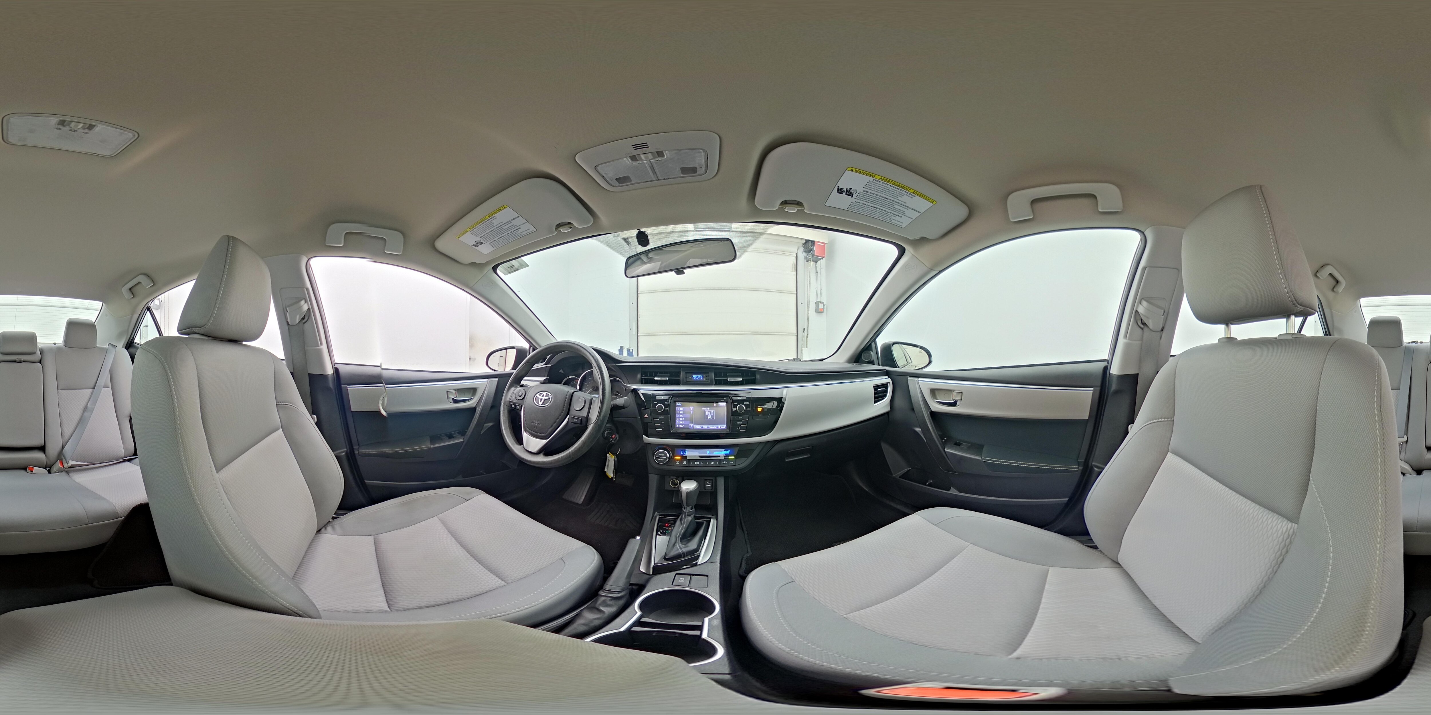 2015 Toyota Corolla LE - Photo 24