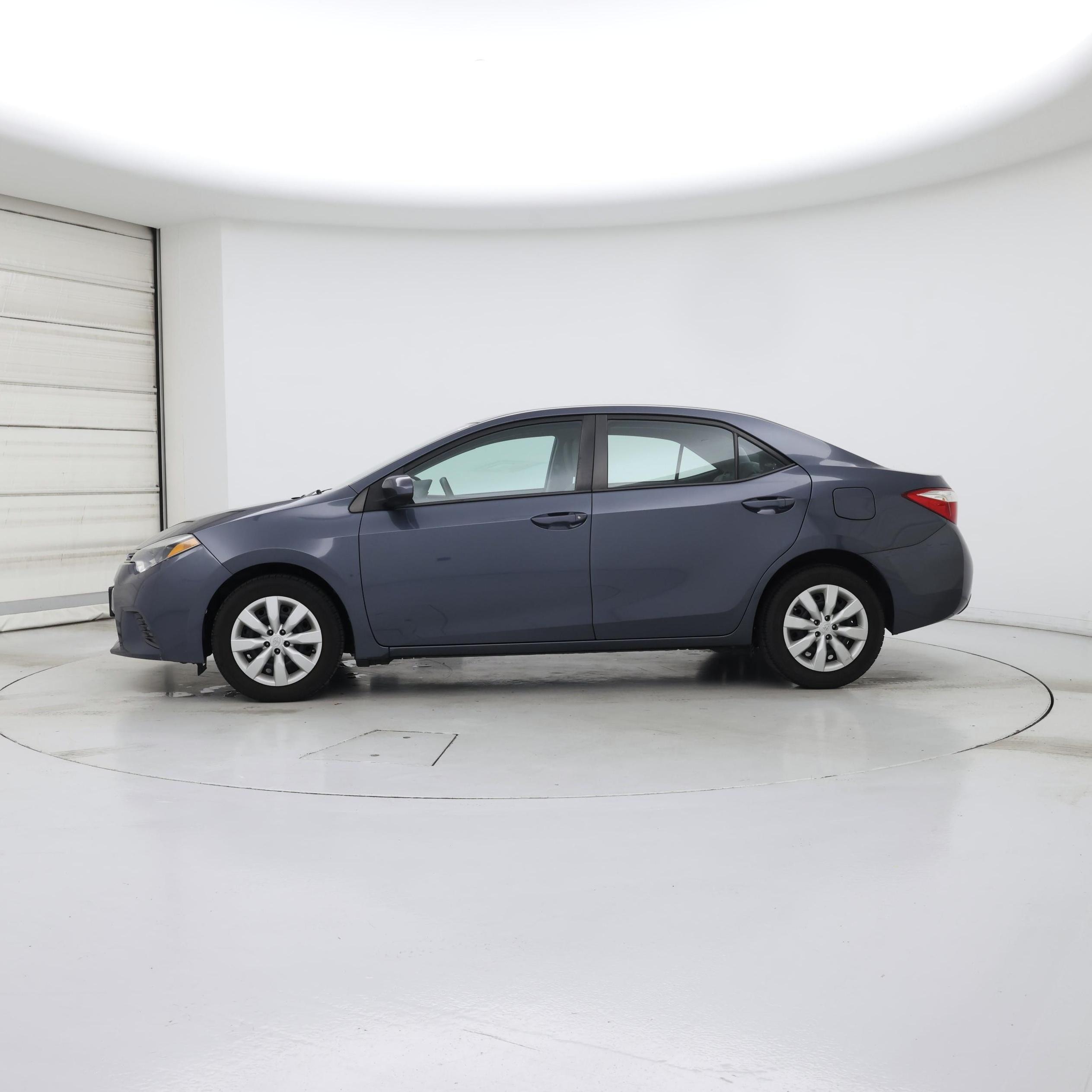 Thumbnail: 2015 Toyota Corolla - 3