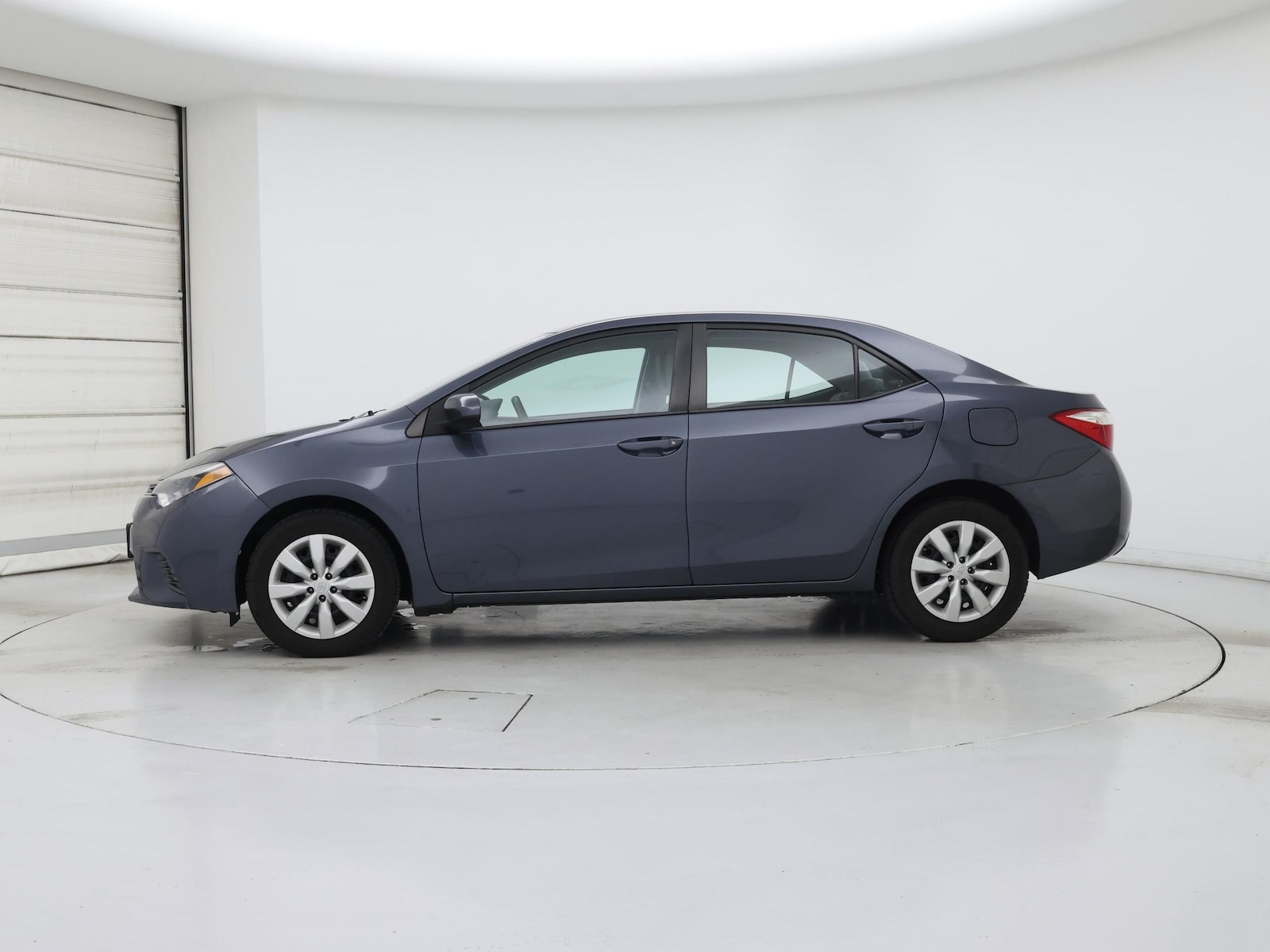2015 Toyota Corolla LE - Photo 4