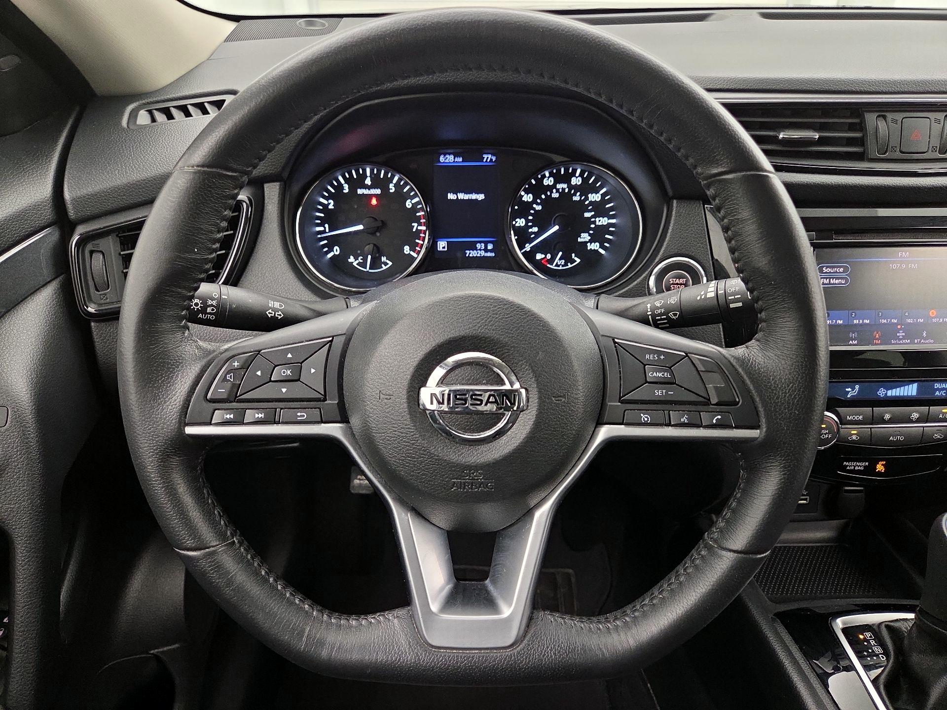 Thumbnail: 2018 Nissan Rogue - 10