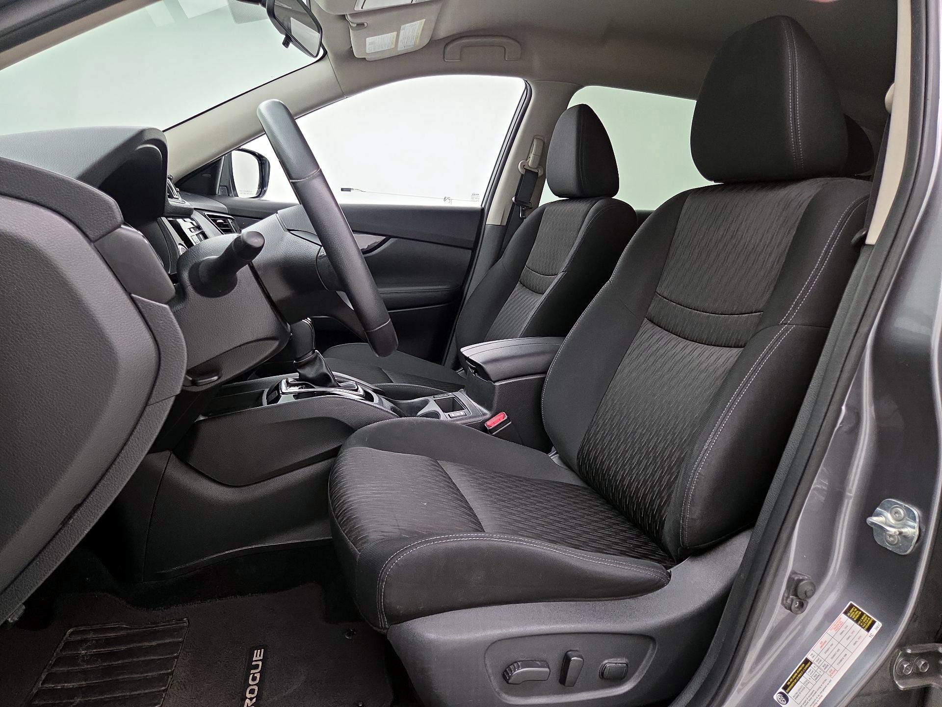 Thumbnail: 2018 Nissan Rogue - 11