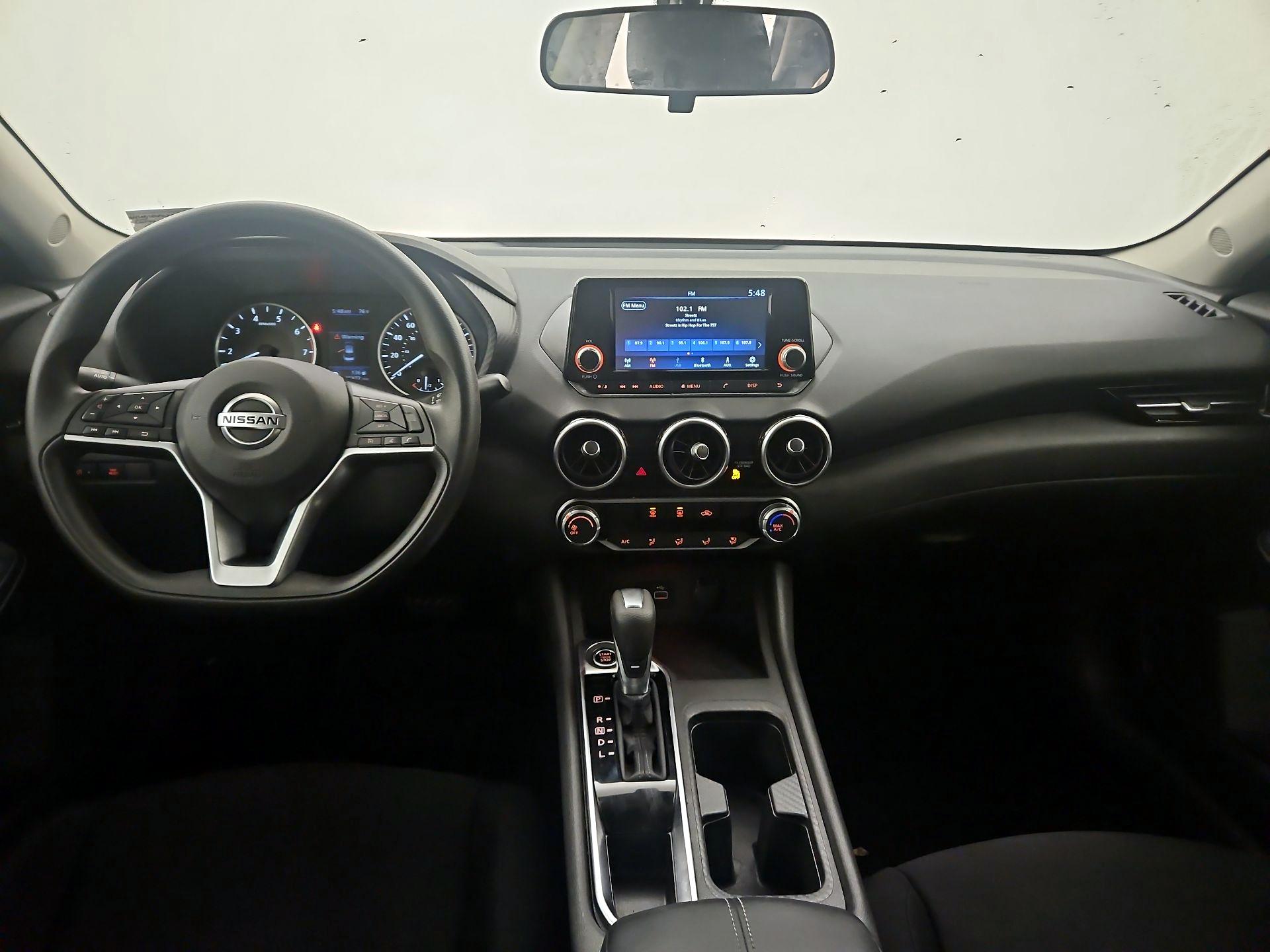 Thumbnail: 2020 Nissan Sentra - 9