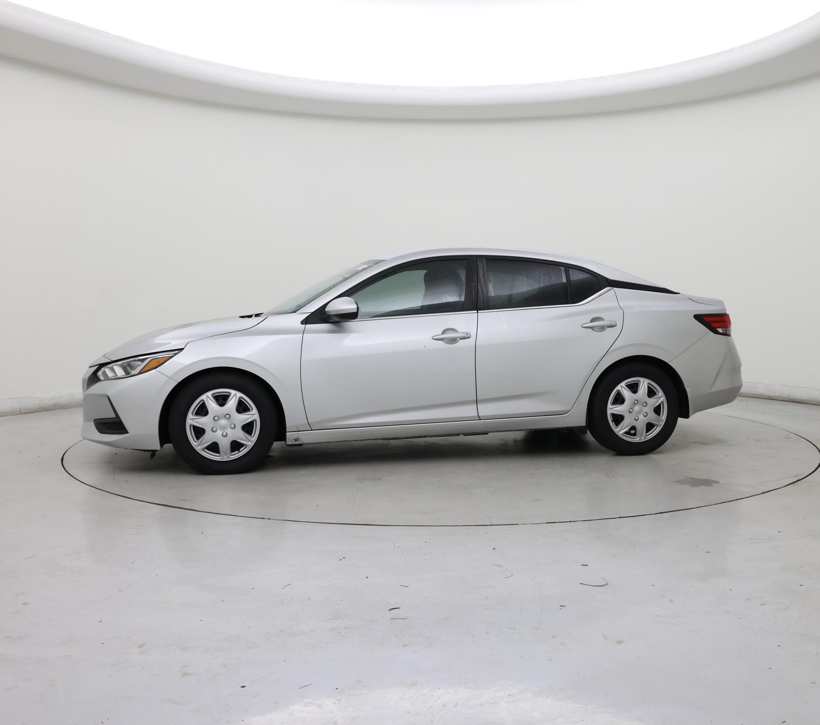 Thumbnail: 2020 Nissan Sentra - 3