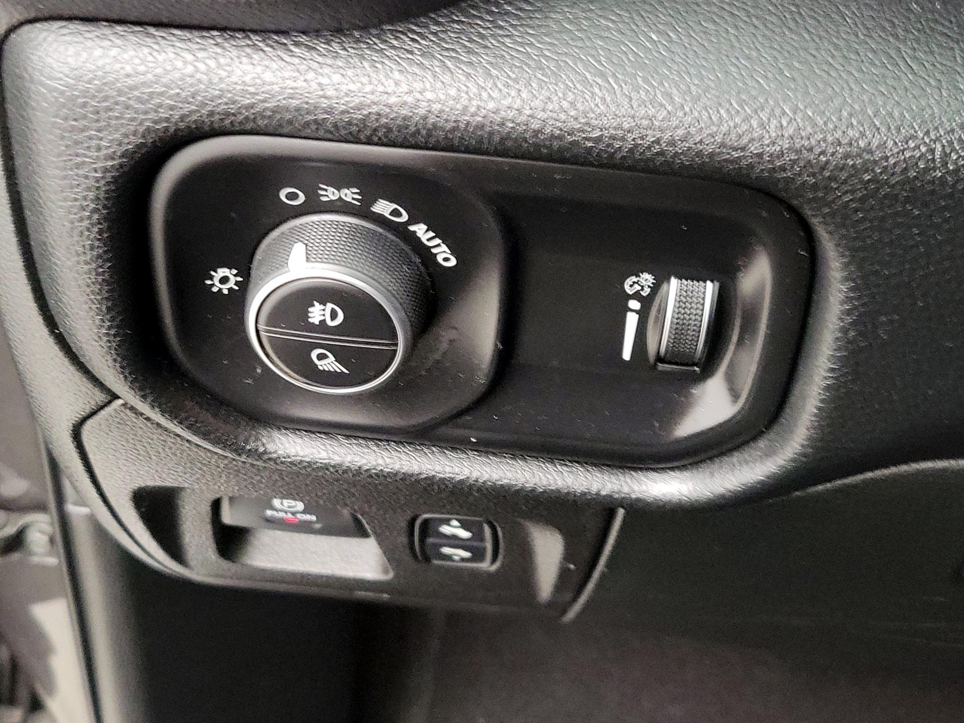 Thumbnail: 2020 RAM 1500 - 13