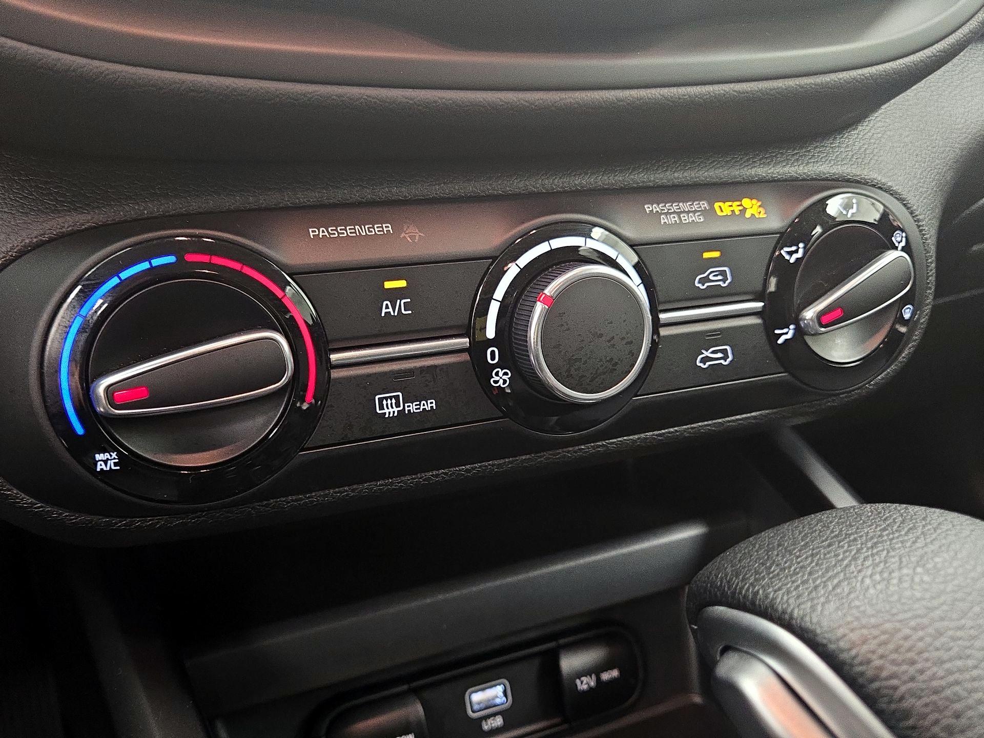Thumbnail: 2025 Kia Soul - 16