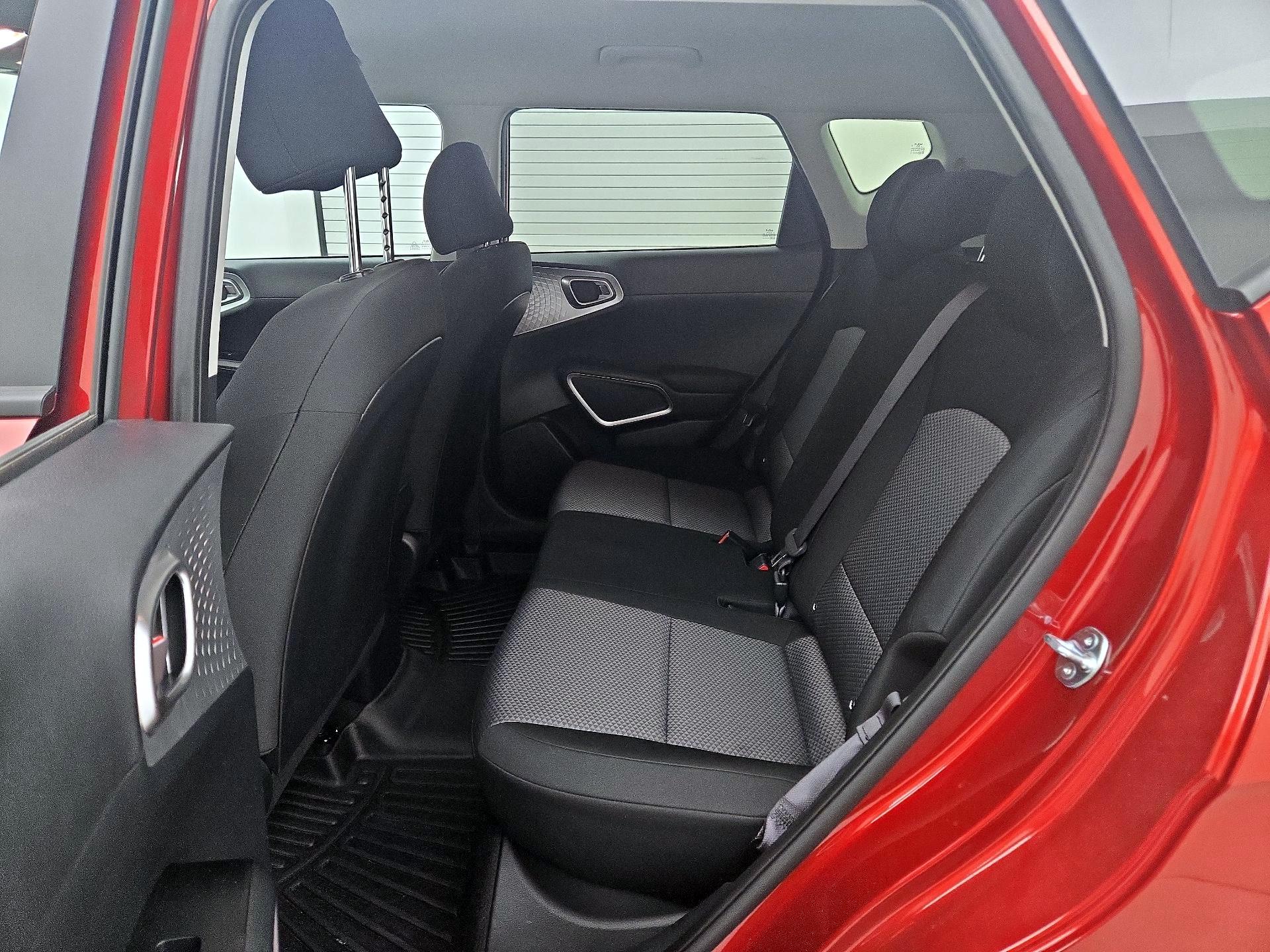 Thumbnail: 2025 Kia Soul - 19