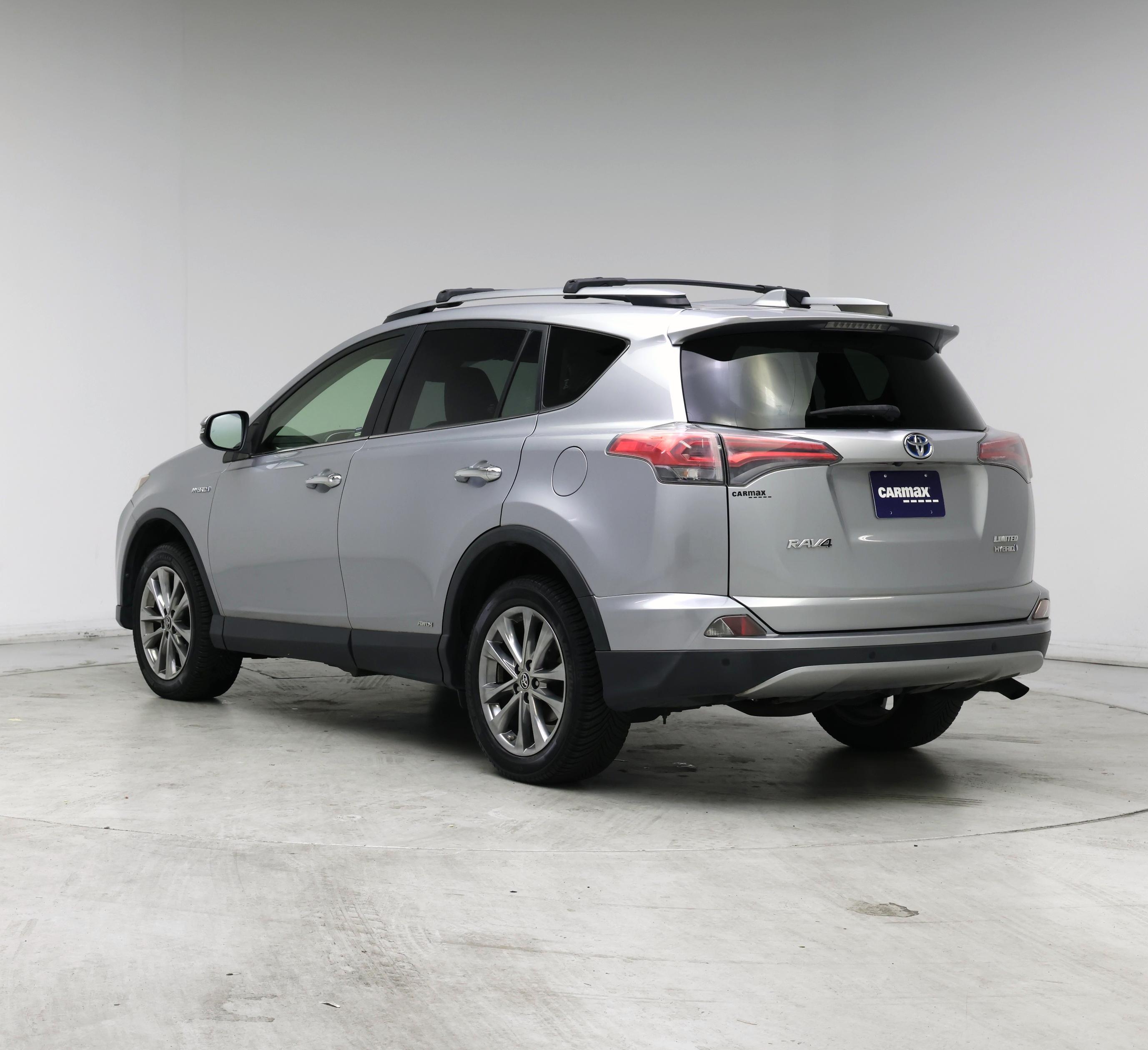 Thumbnail: 2017 Toyota RAV4 - 2