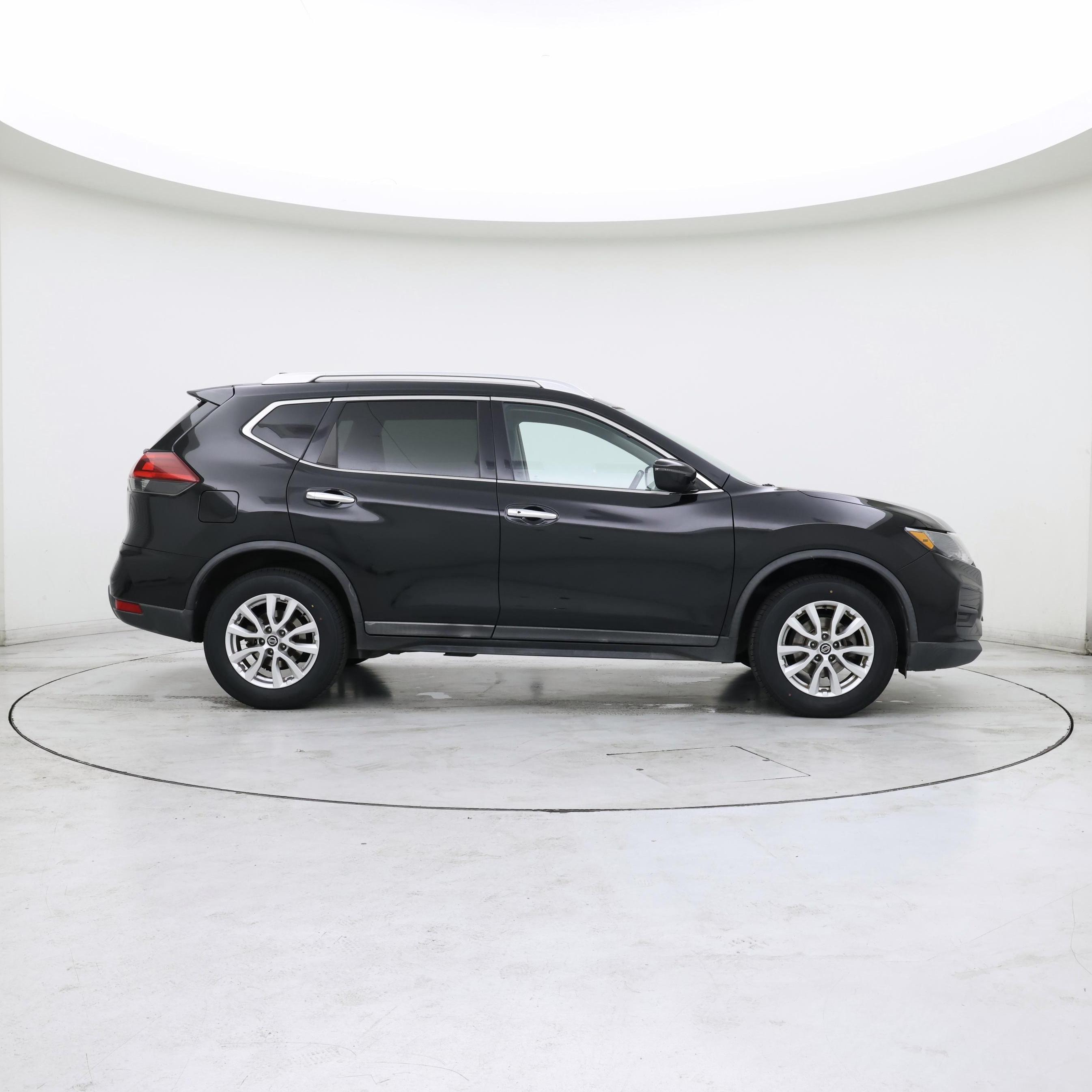 Thumbnail: 2018 Nissan Rogue - 7