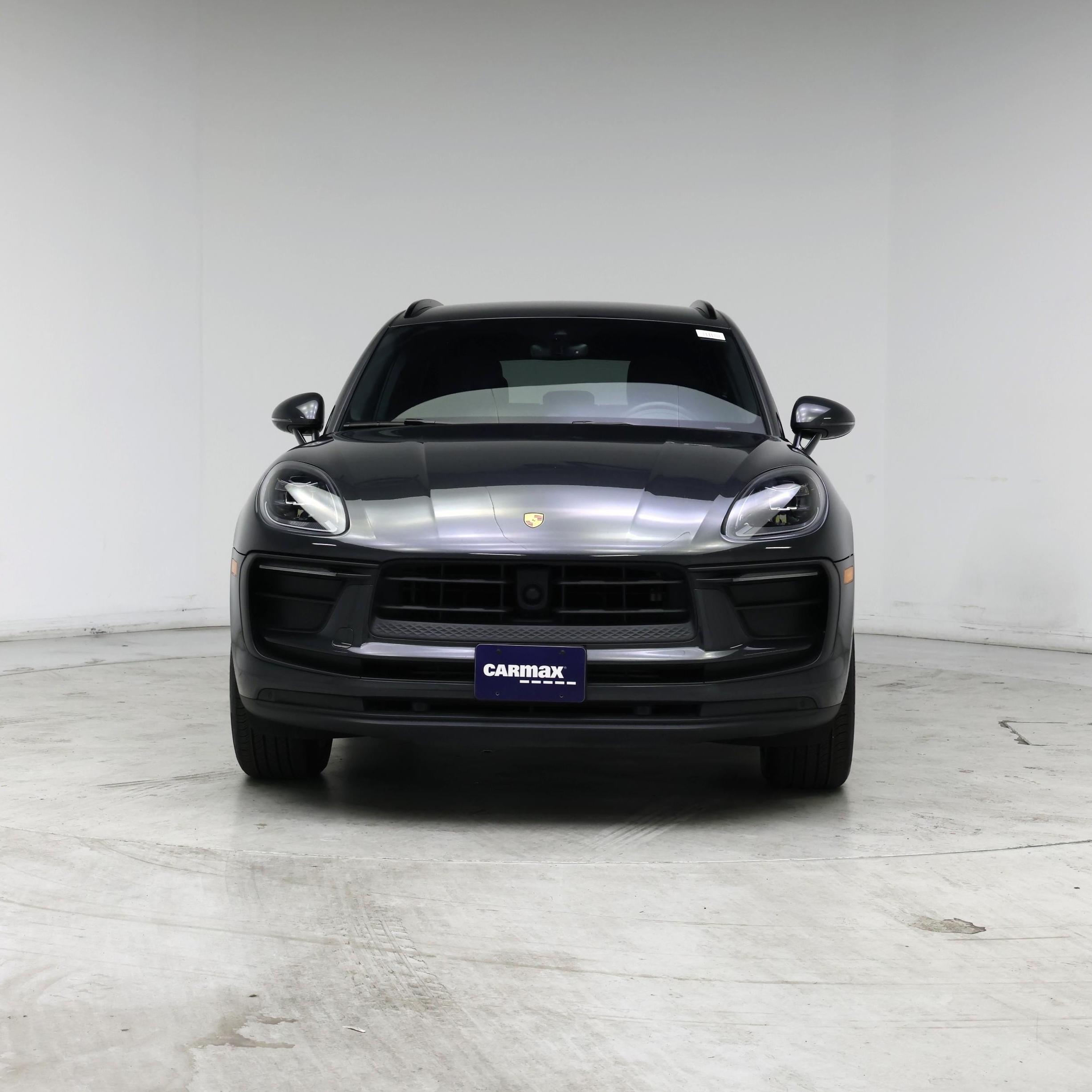 Thumbnail: 2023 Porsche Macan - 5