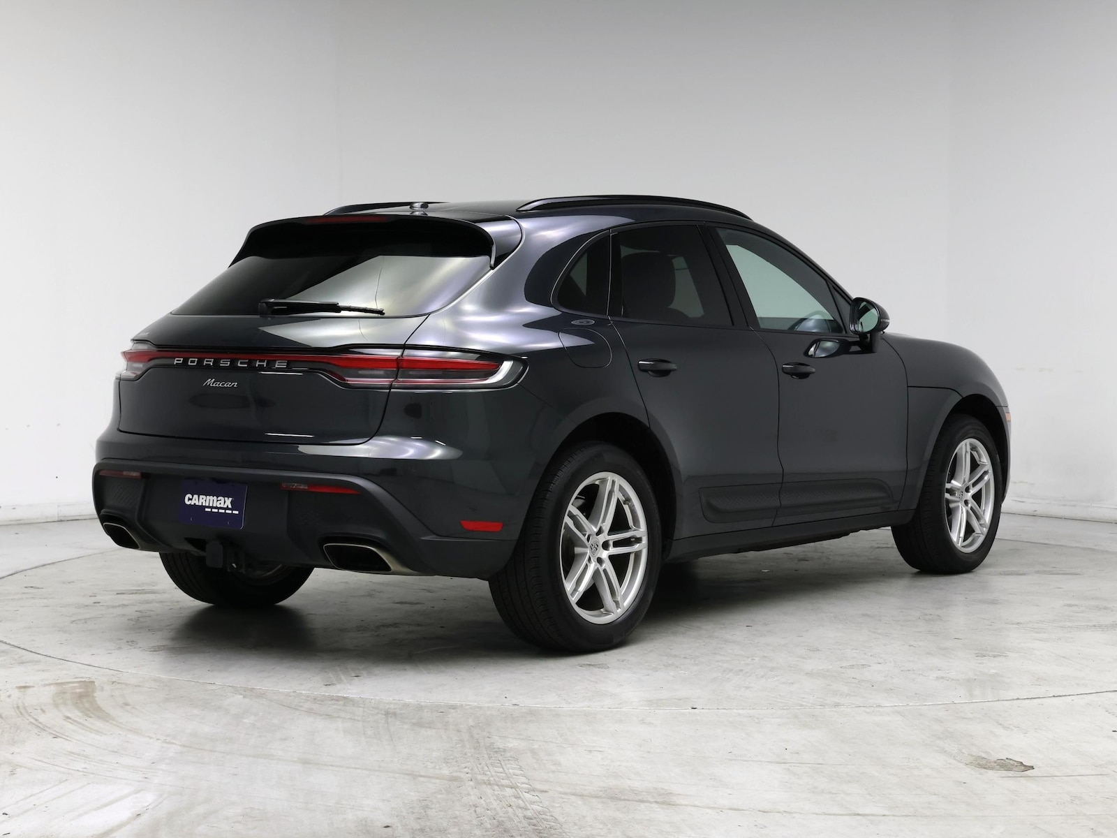 2023 Porsche Macan T - Photo 9