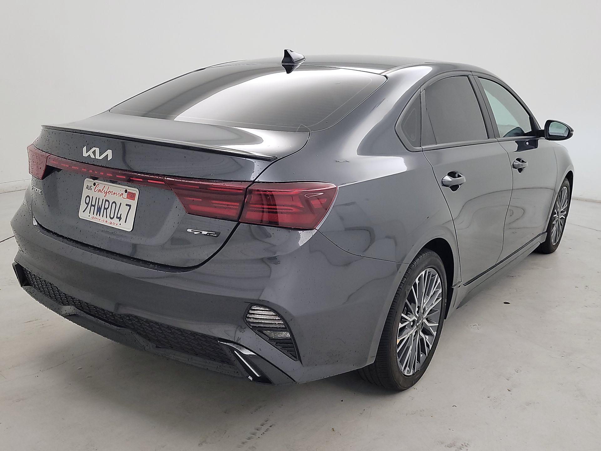 Thumbnail: 2023 Kia Forte - 5