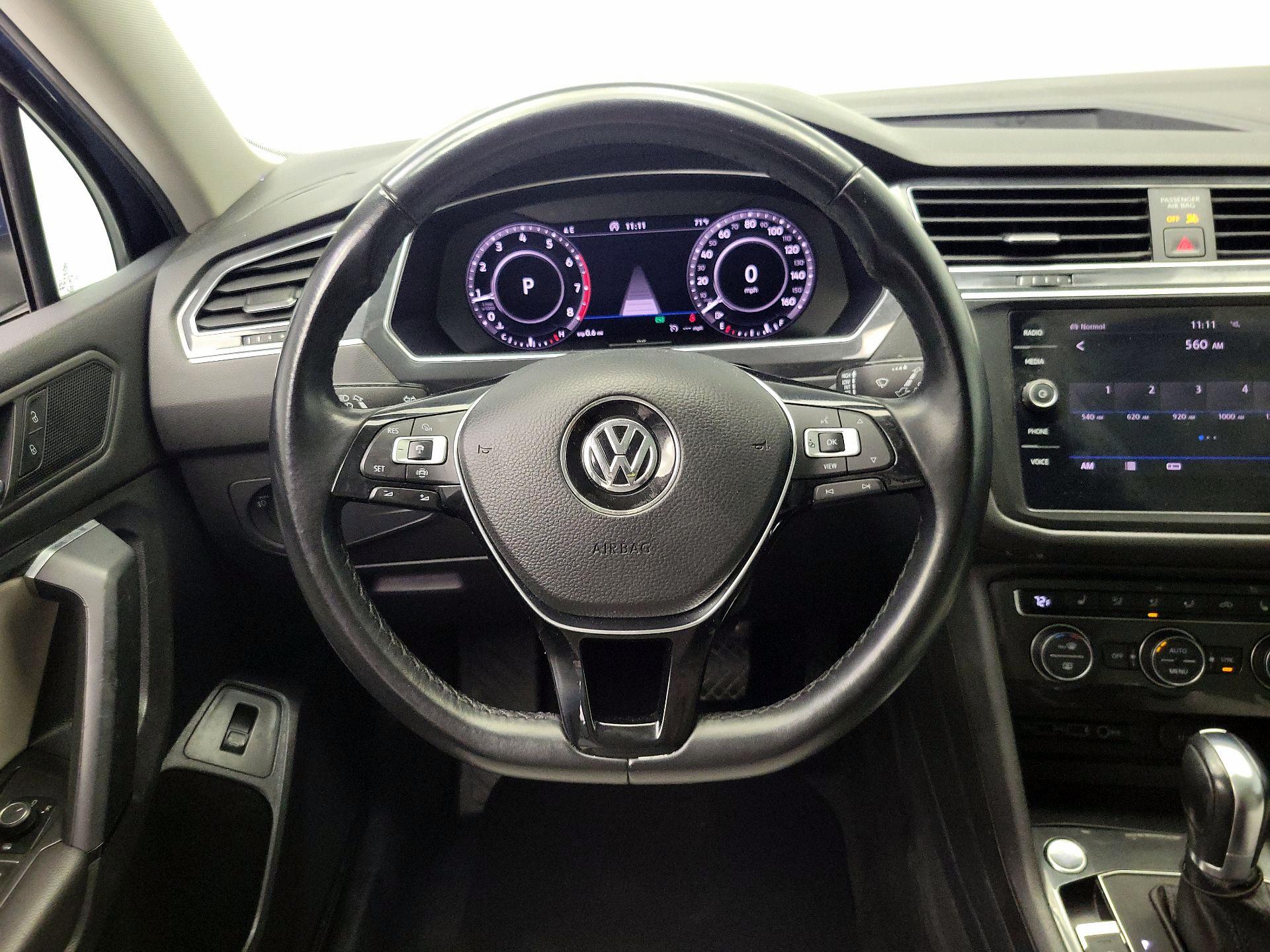 Thumbnail: 2019 Volkswagen Tiguan - 10