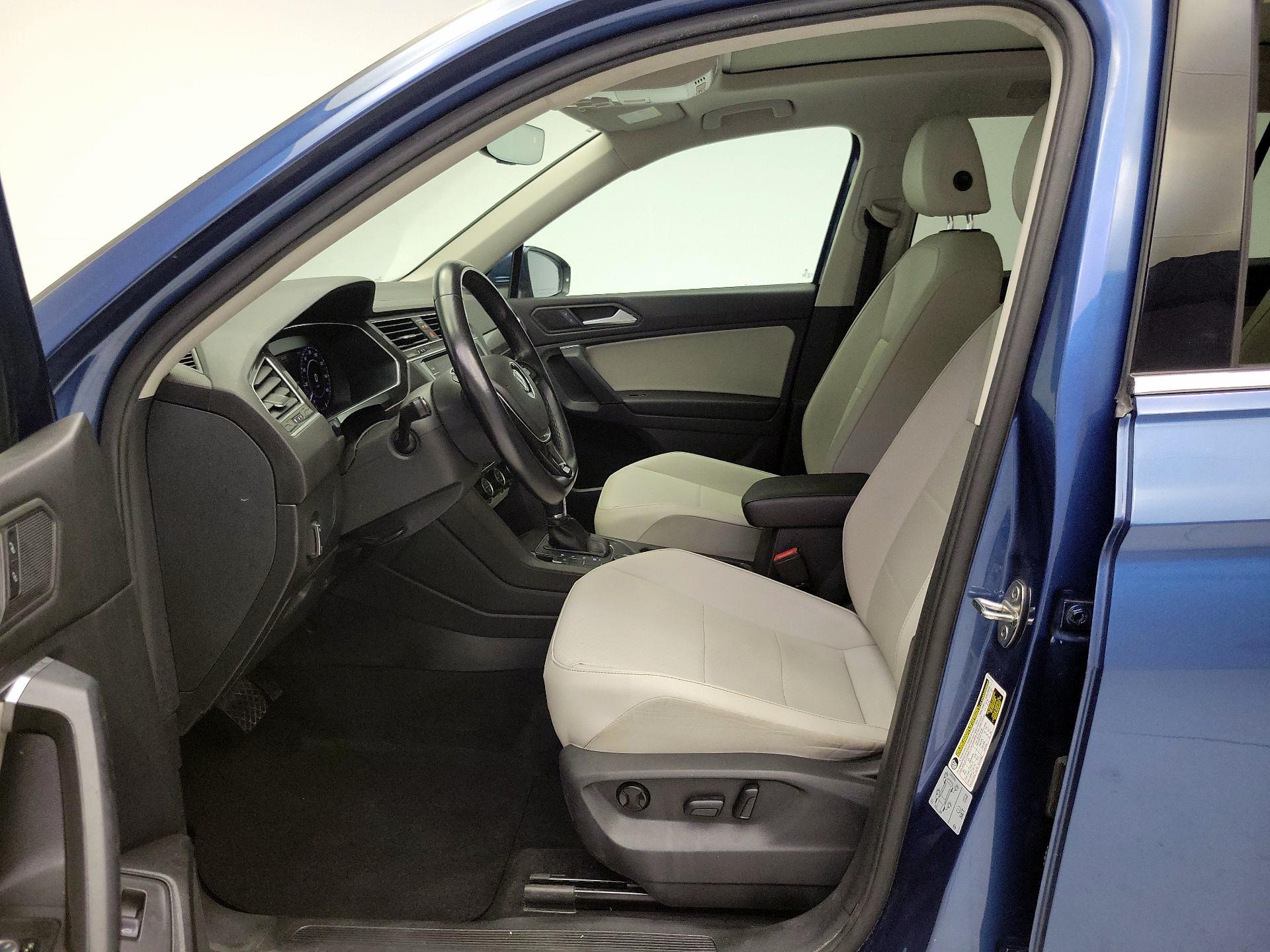 Thumbnail: 2019 Volkswagen Tiguan - 11