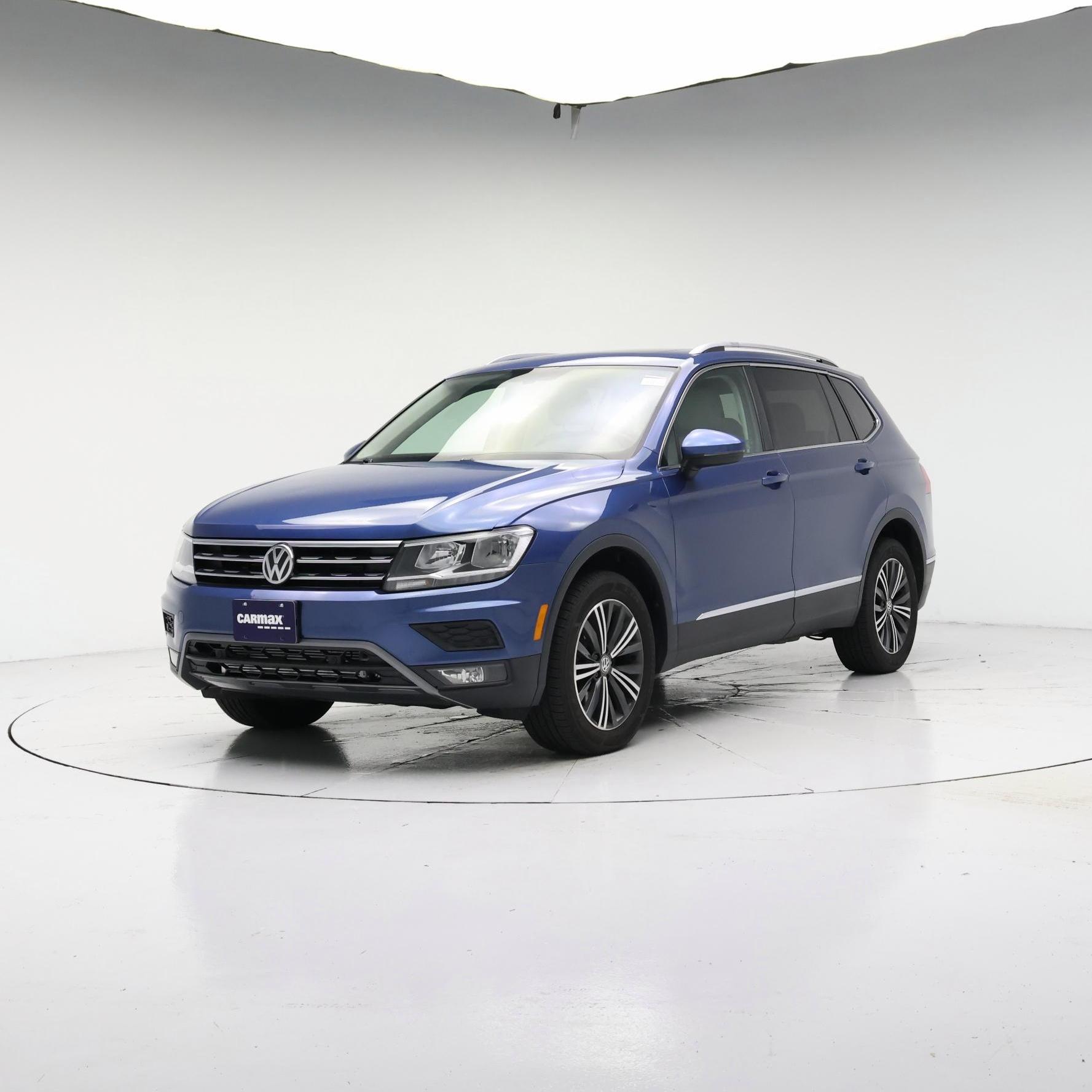 Thumbnail: 2019 Volkswagen Tiguan - 4