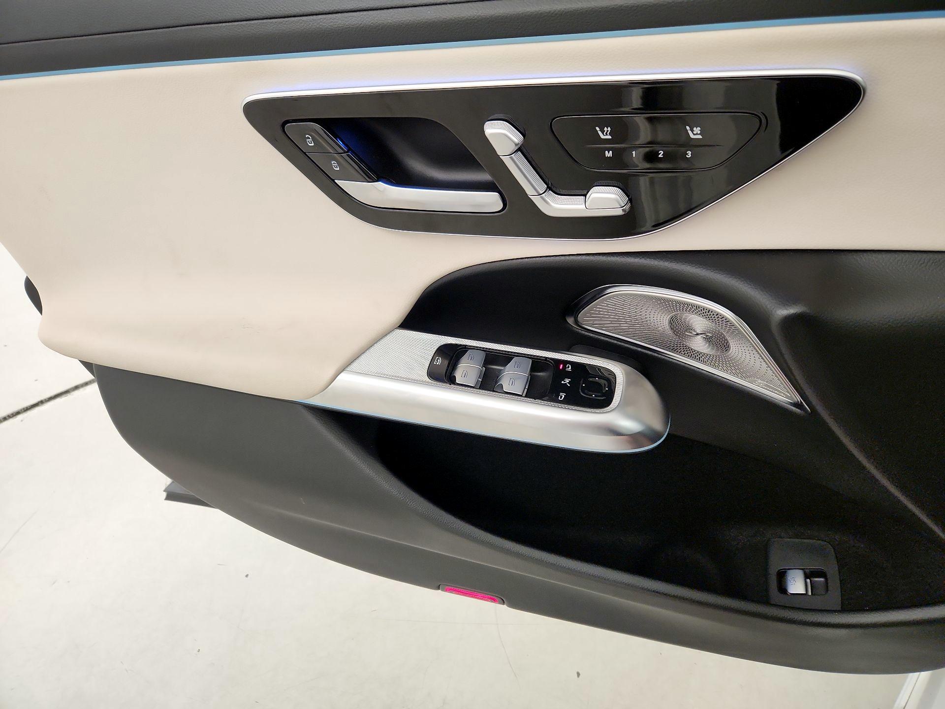 Thumbnail: 2024 Mercedes-Benz E-Class - 12