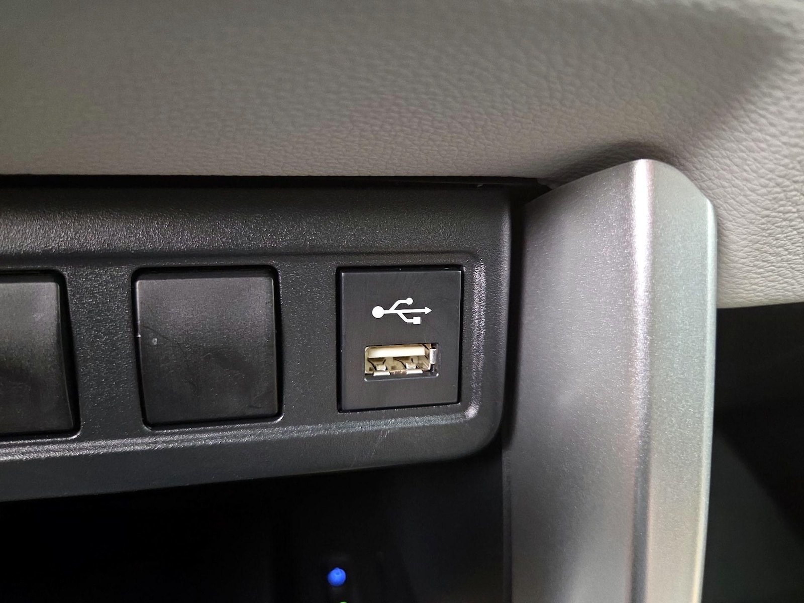 2022 Toyota Corolla Cross LE - Photo 20