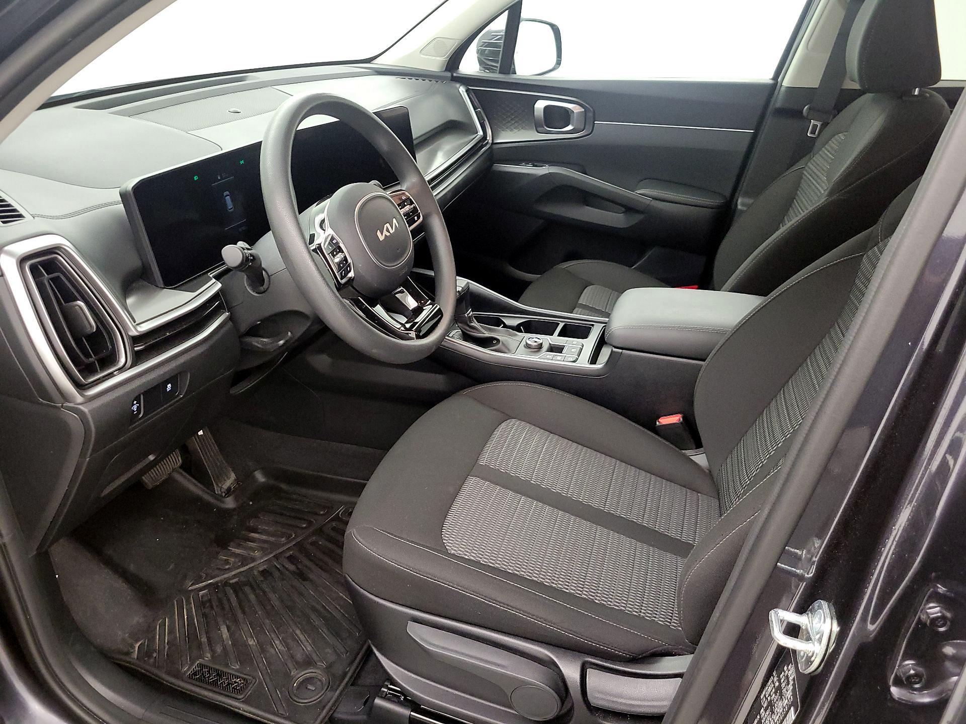 Thumbnail: 2025 Kia Sorento - 11