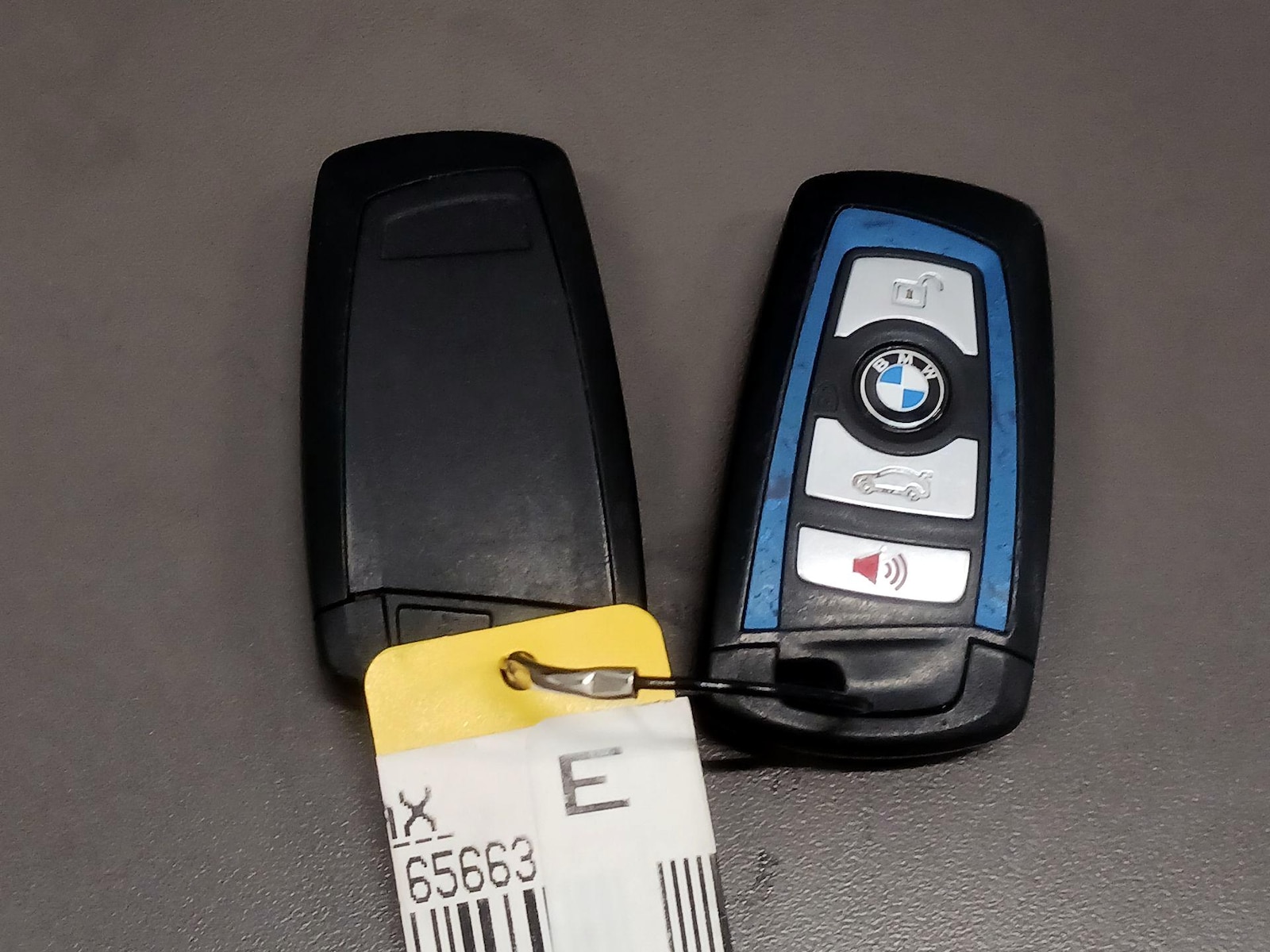 2018 BMW 3 Series 330e - Photo 24