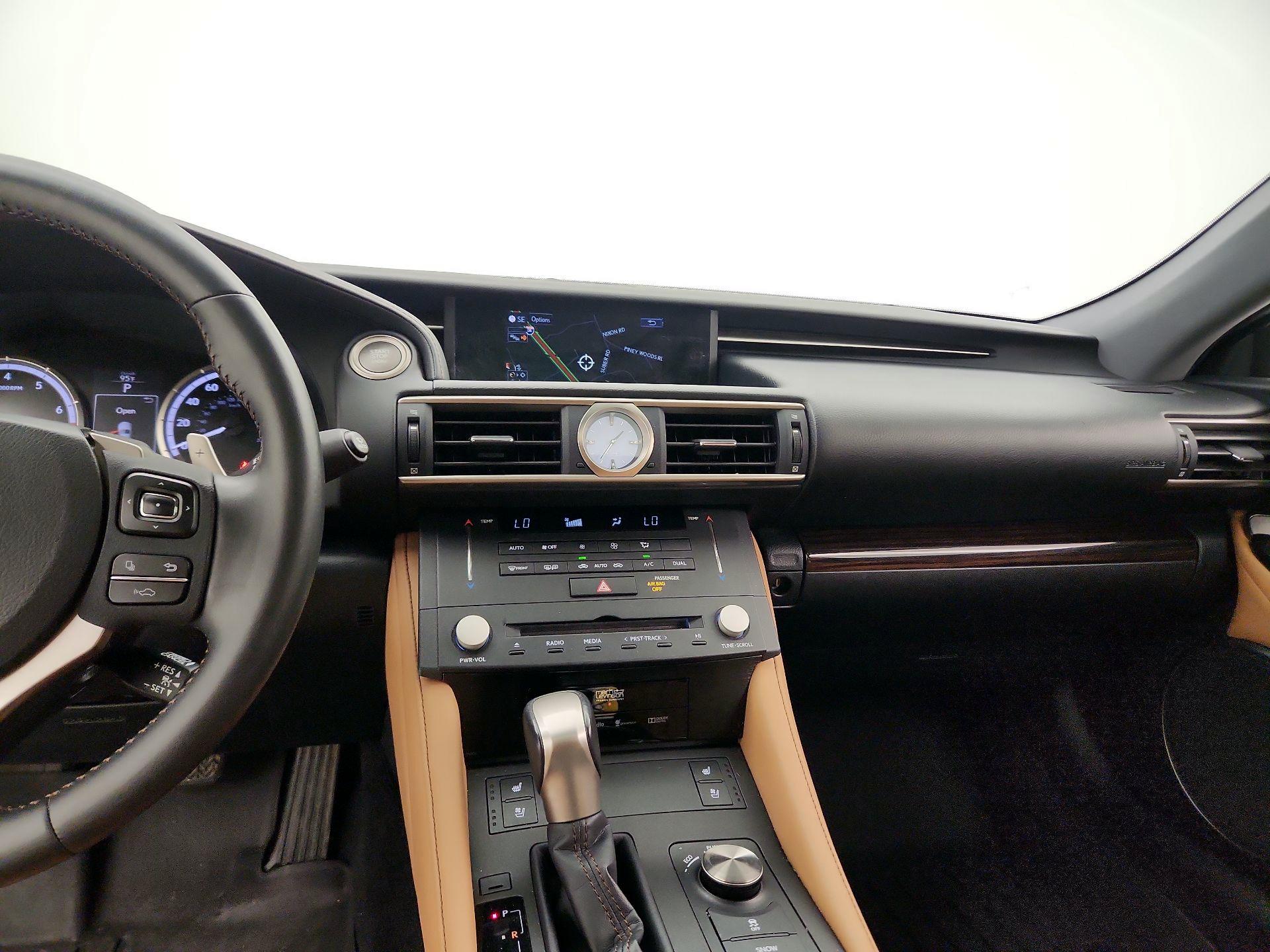 Thumbnail: 2015 Lexus RC - 9