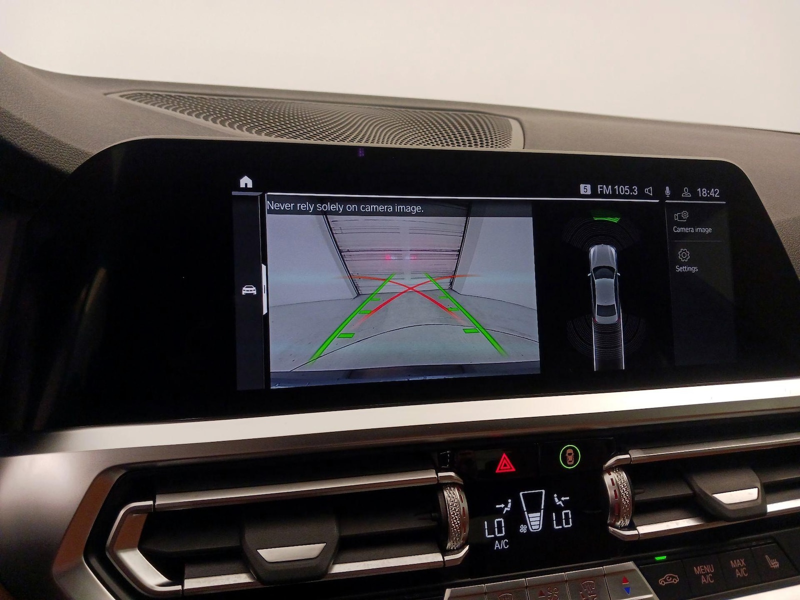 2022 BMW 3 Series 330i - Photo 16
