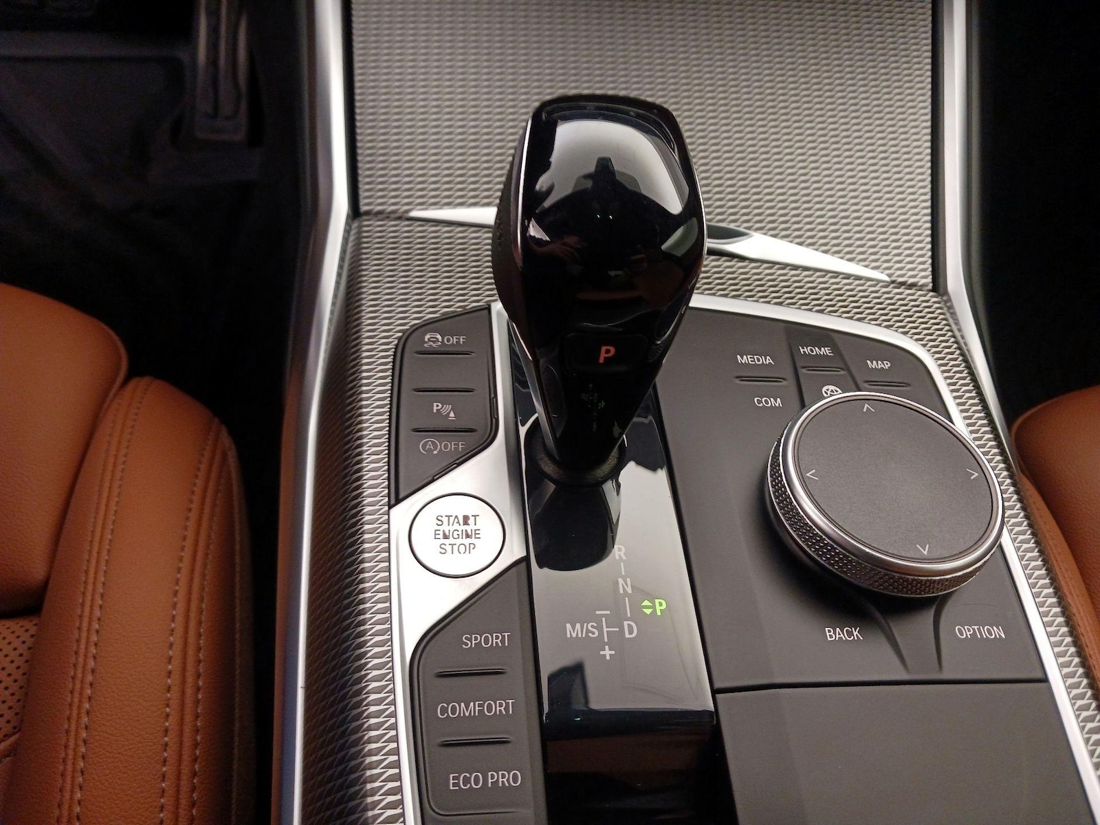 2022 BMW 3 Series 330i - Photo 19