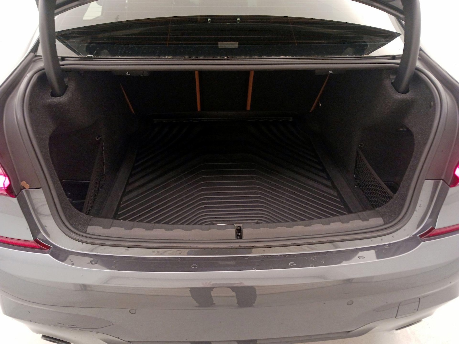 2022 BMW 3 Series 330i - Photo 23