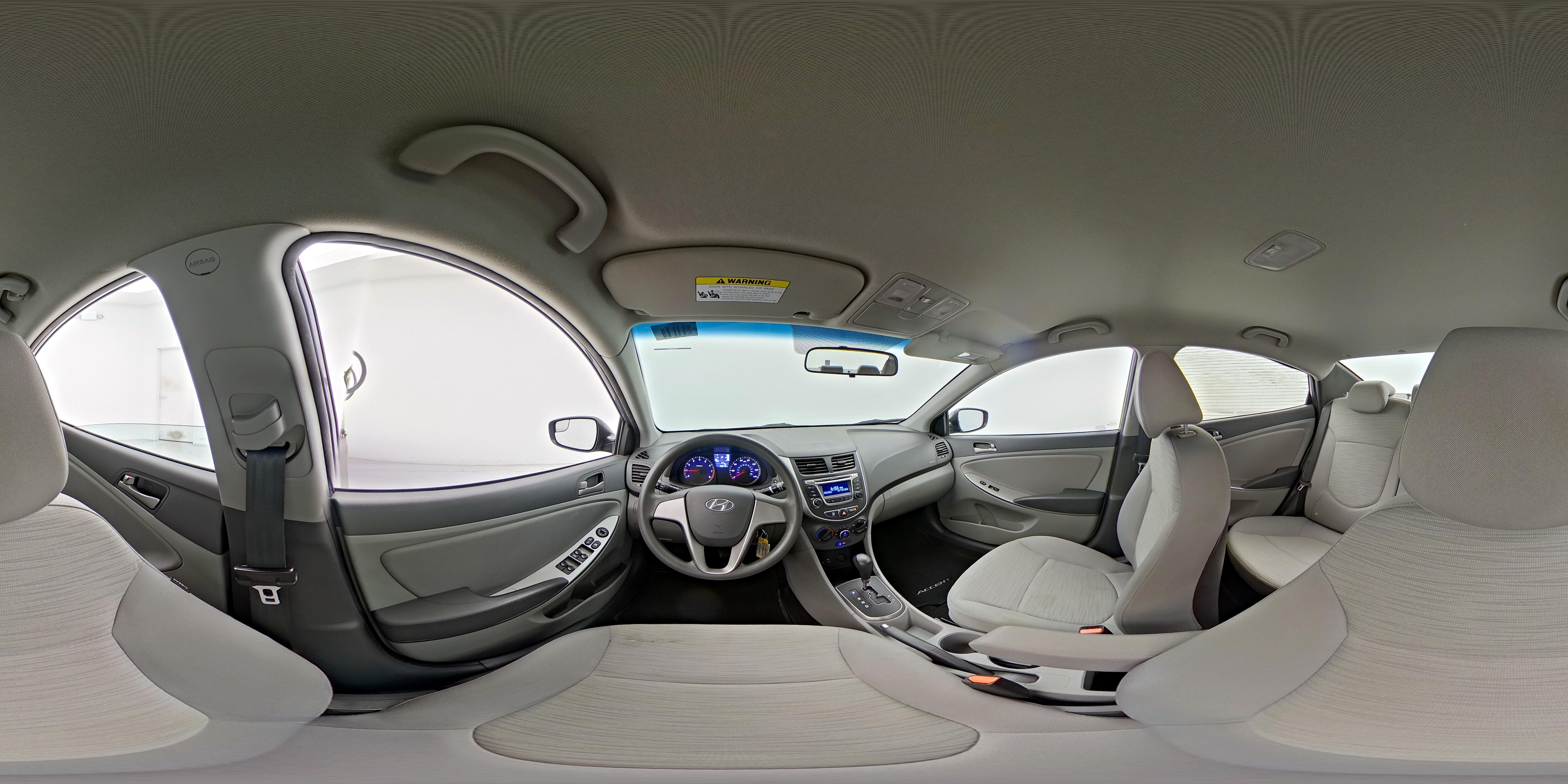 2016 Hyundai Accent SE - Photo 25
